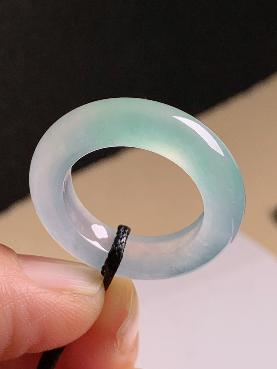 ️ 冰种指环，冰透无裂，蓝底漂亮，裸石27-5.7-4.9，圈口15