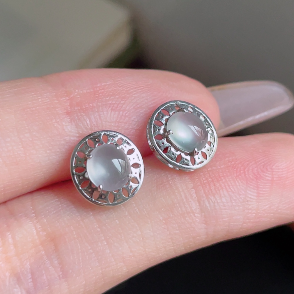 ️ 蛋面耳钉，冰润通透，种老起光，18k金镶嵌，尺寸 5.7/5.3/2.5