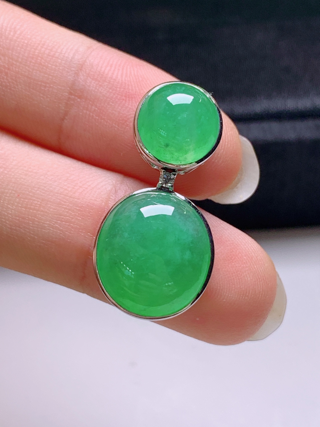 ️ 冰阳绿旦面吊坠，无裂色阳饱满，裸石14.3-13.6-6.227.6-7.3