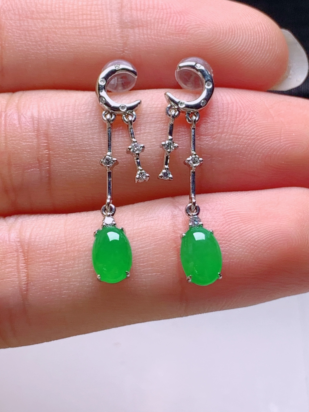 ️ 冰阳绿旦面耳坠，无裂色阳，裸石7.3-4.6-3.1