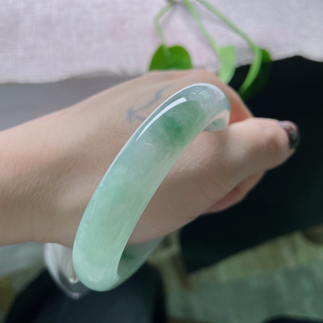 55/12/7.8，飘花正圈，水润细腻，清婉动人，种老，彰显美，无裂，ss50485a