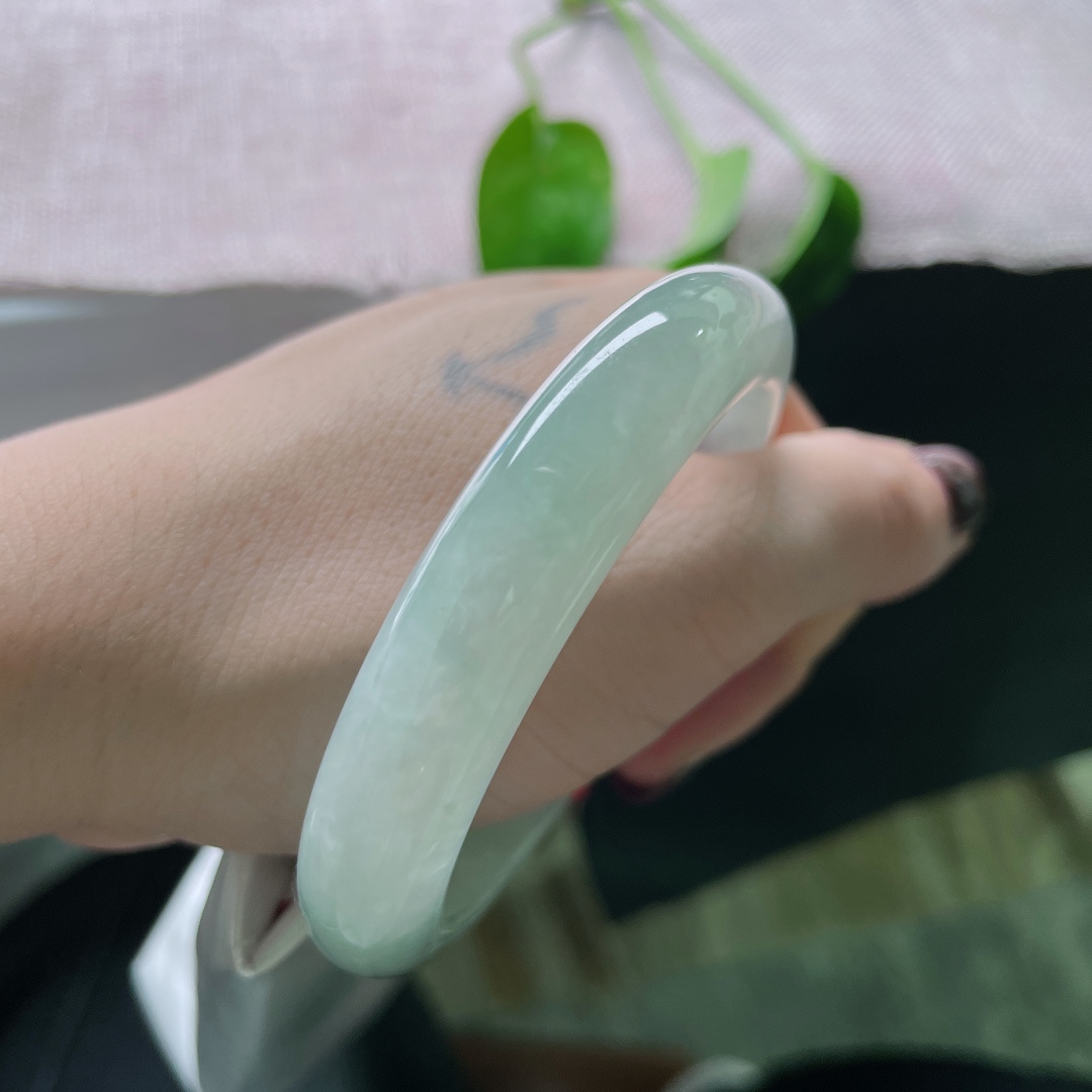 55/11.5/8.3，晴底正圈，温柔素雅，清润，天高气爽的感觉，如沐春风，无裂，ss50484a