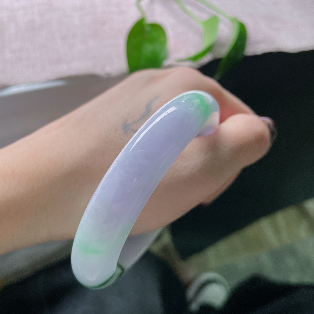 57.8/12.9/9.8春带彩正圈，肉质细腻干净，种老，国色天香，倾国倾城，无裂，ss50443a