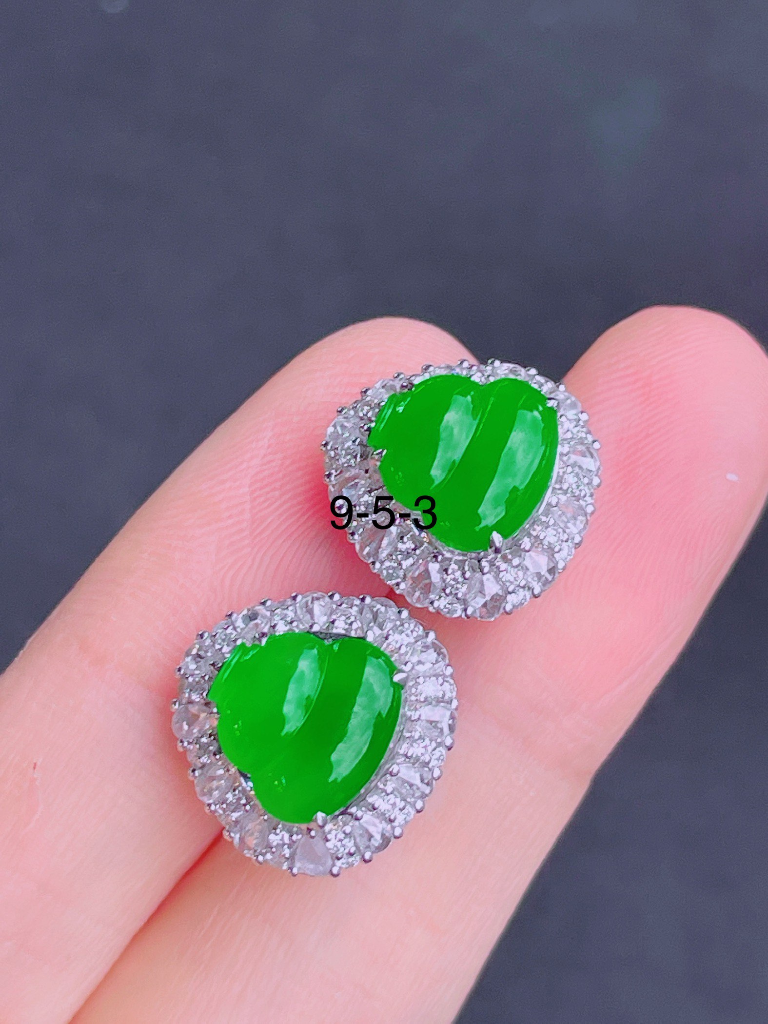 ️超值，高冰绿葫芦耳钉 晶莹剔透，新颖时尚，无裂，9-5-3