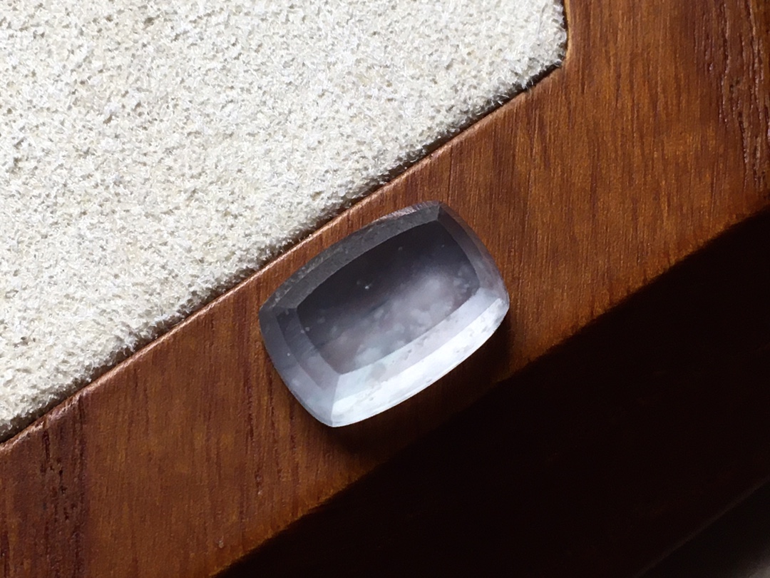 ️ 玻璃种马鞍 底子水润，光感十足，无裂尺寸12*8.5*4.6  超值