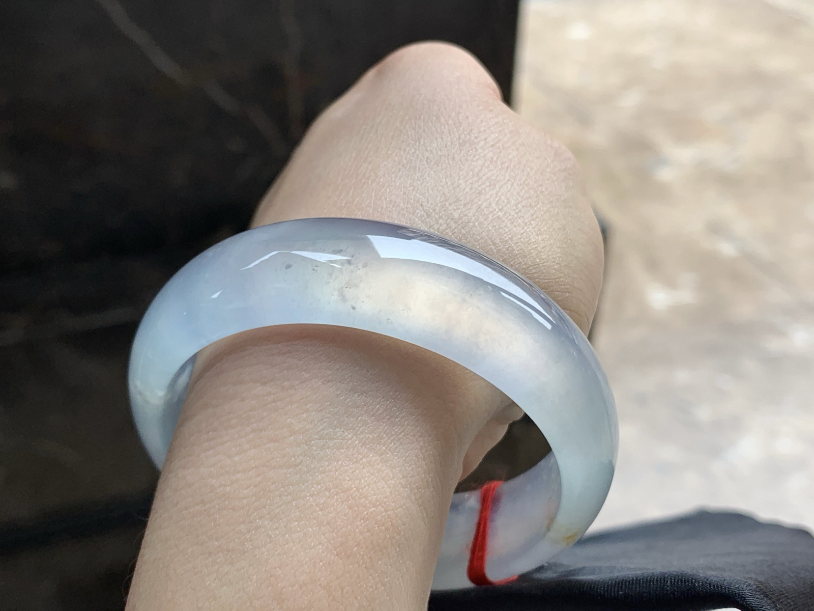 55.5-16.6-7.3

高冰宽版手镯^_^种水透亮