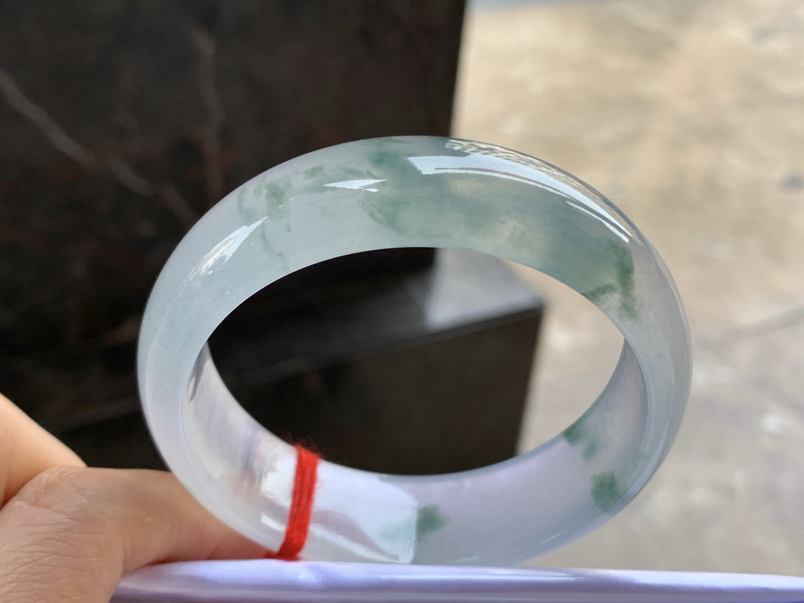 58-18.5-8

高冰蓝花宽版手镯^_^透亮 飘花浓郁