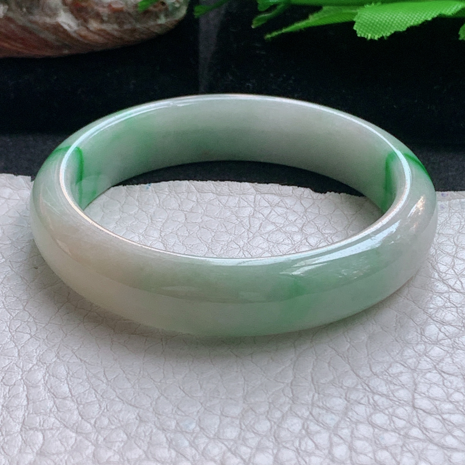 xx小圈口51*12.3*6.7平安镯 天然缅甸翡翠a货手镯飘阳绿秀气正圈玉镯子