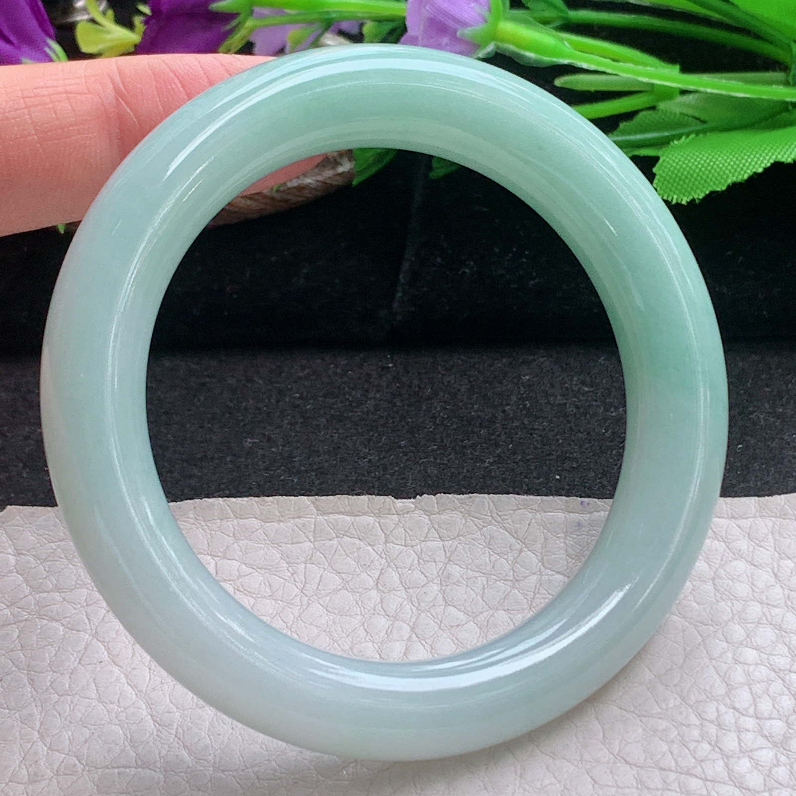 ss实拍55*10.8招财美人镯 天然缅甸翡翠a货手镯果绿圆条正圈玉镯子