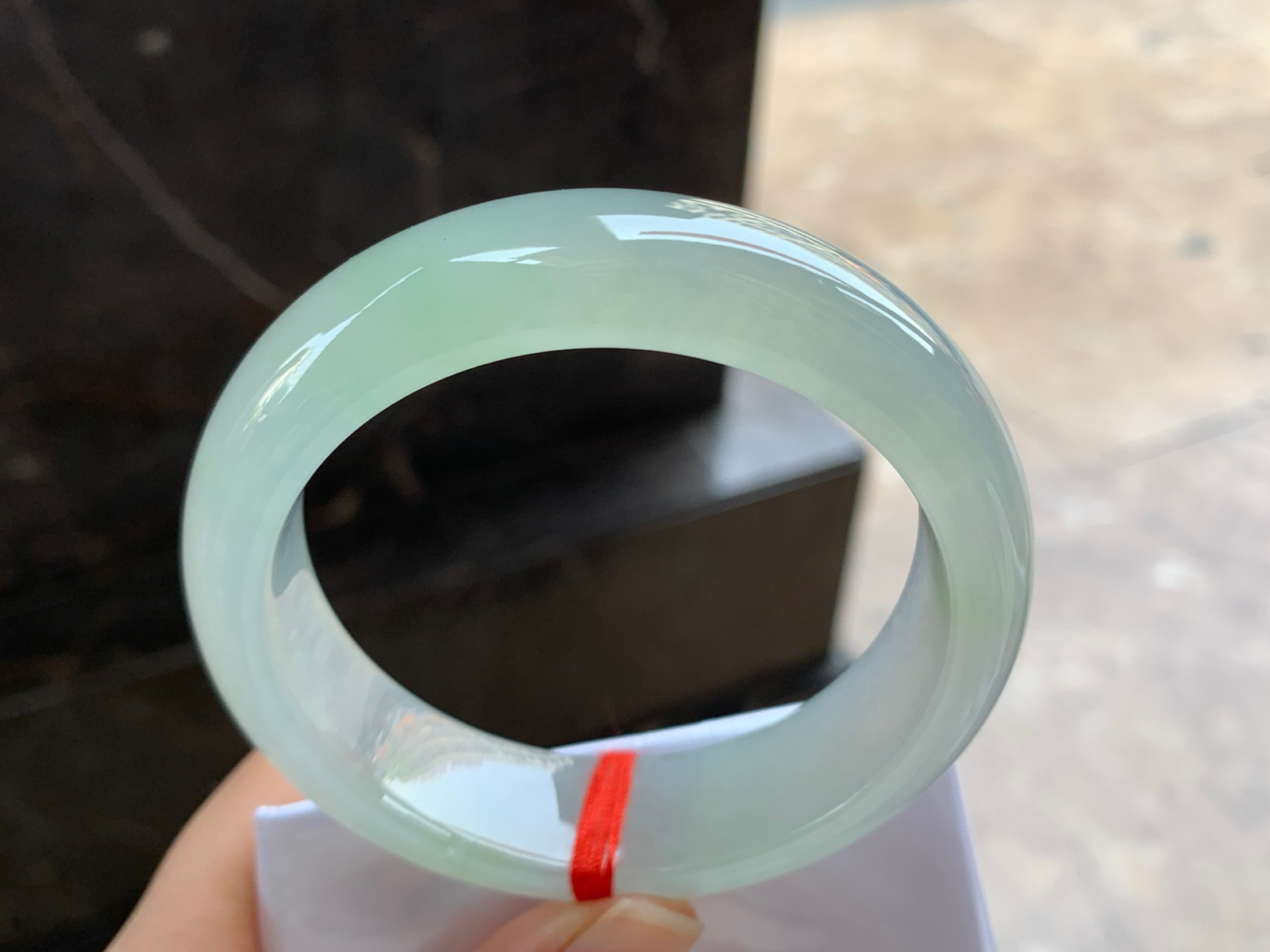 58-17.4-9

冰晴水宽版手镯^_^透亮