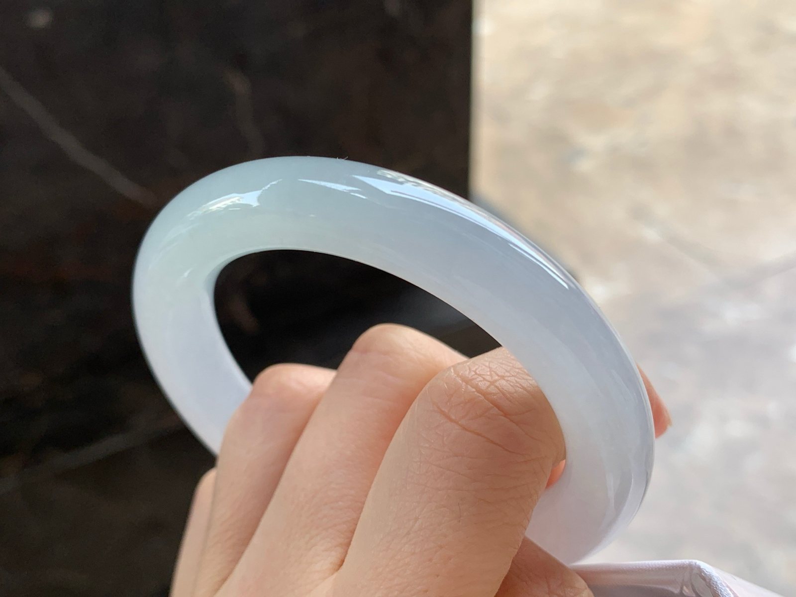 54-12

冰种圆条手镯^_^清新