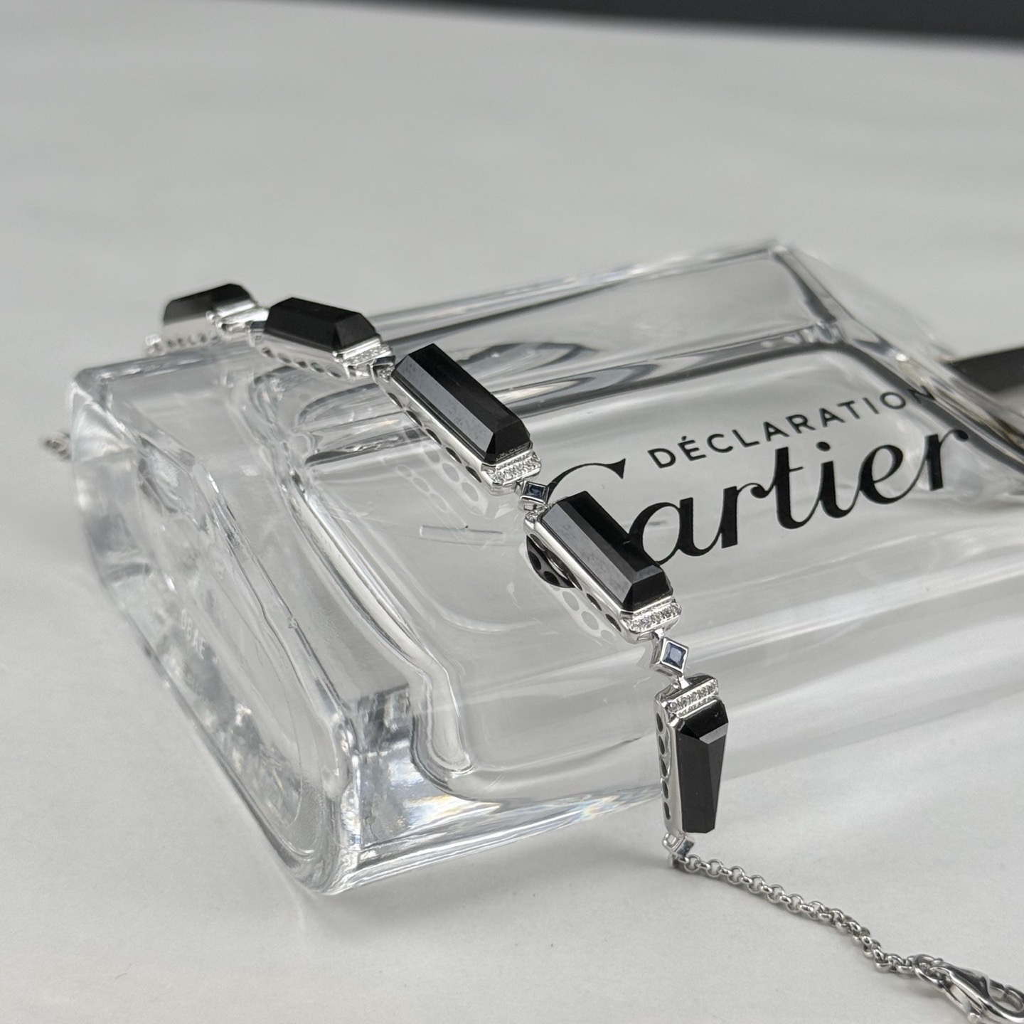 精品18k墨翠手链 种好色正 黑度极好 打灯通透 油性十足  尺寸13.5