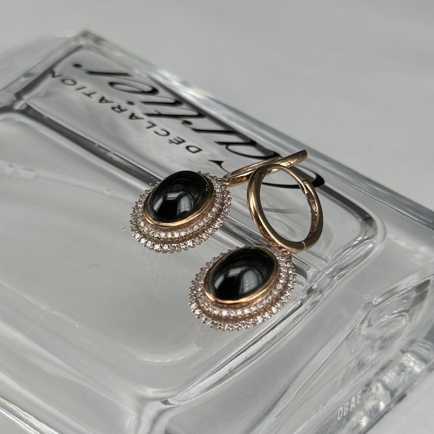 18k墨翠蛋面耳坠 满钻豪镶 打灯通透 油性十足 尺寸14.1