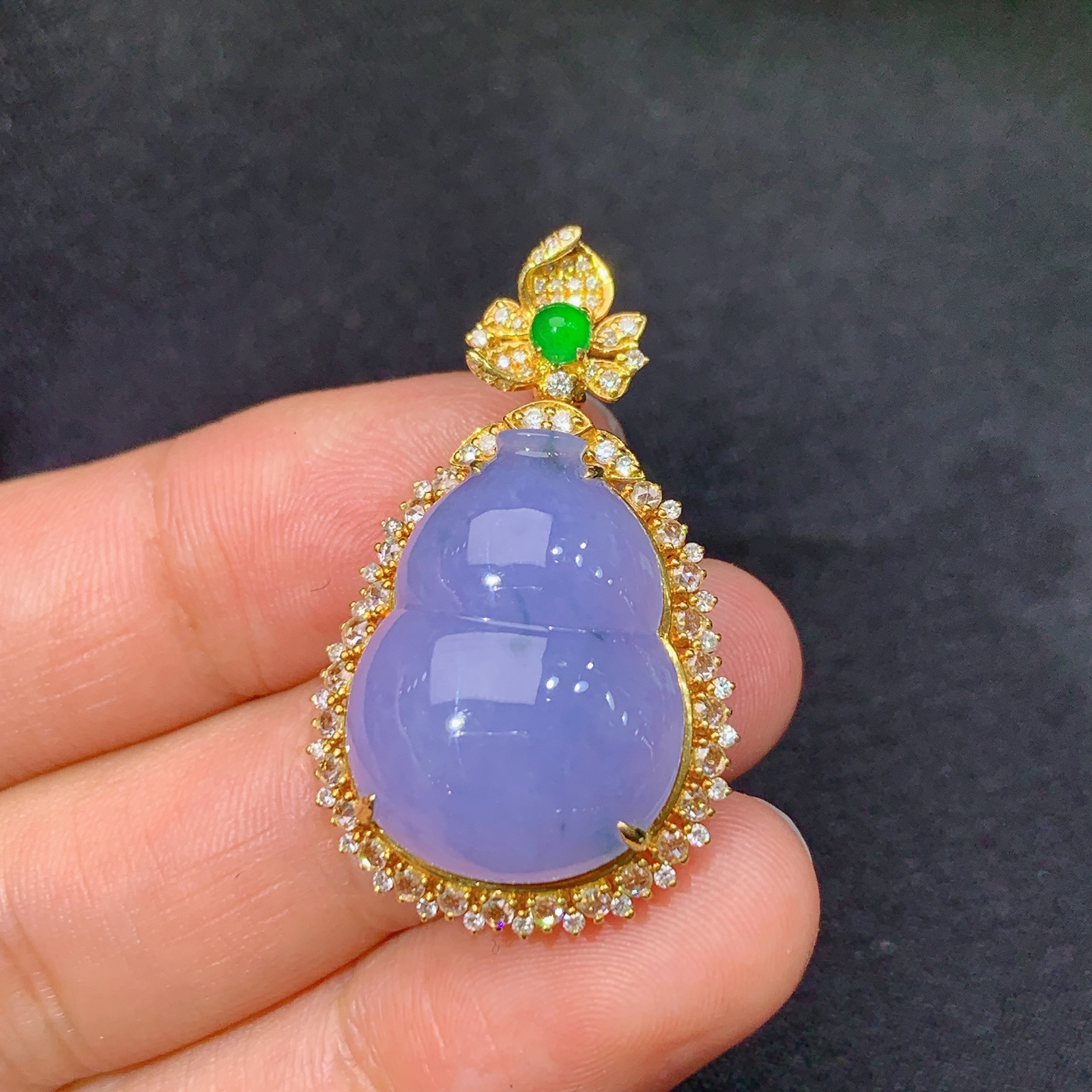 紫罗兰葫芦吊坠，18k金镶嵌，温润细腻，颜色鲜艳，Jz 尺寸33.3*20.1*10.1