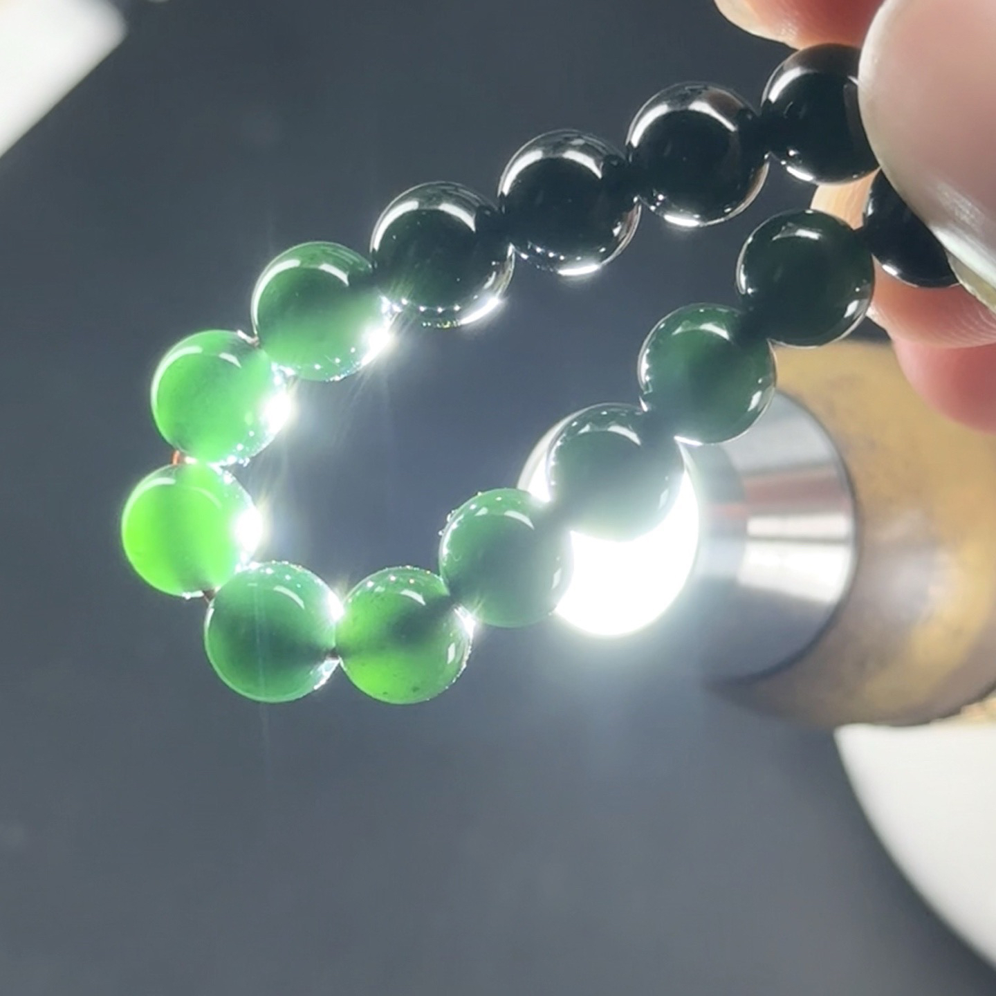 精品墨翠珠子手链 种好色正 黑度极好 打灯通透 油性十足 尺寸6.2
