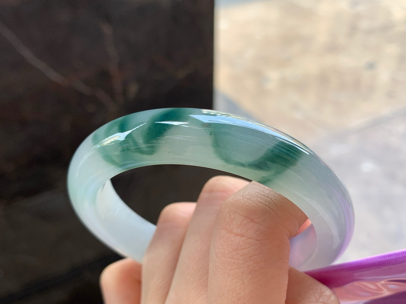 58.5-12.4-9.5

蓝花手镯^_^飘花灵韵