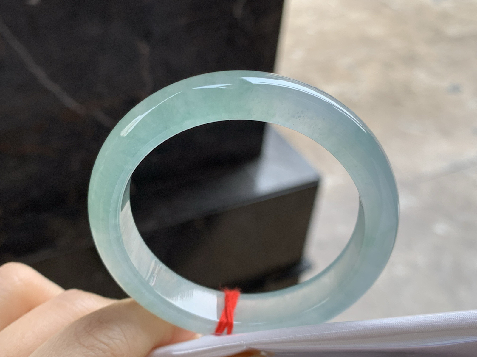 51-11.7-7.8

冰种晴水手镯^_^种水好 精品小圈口