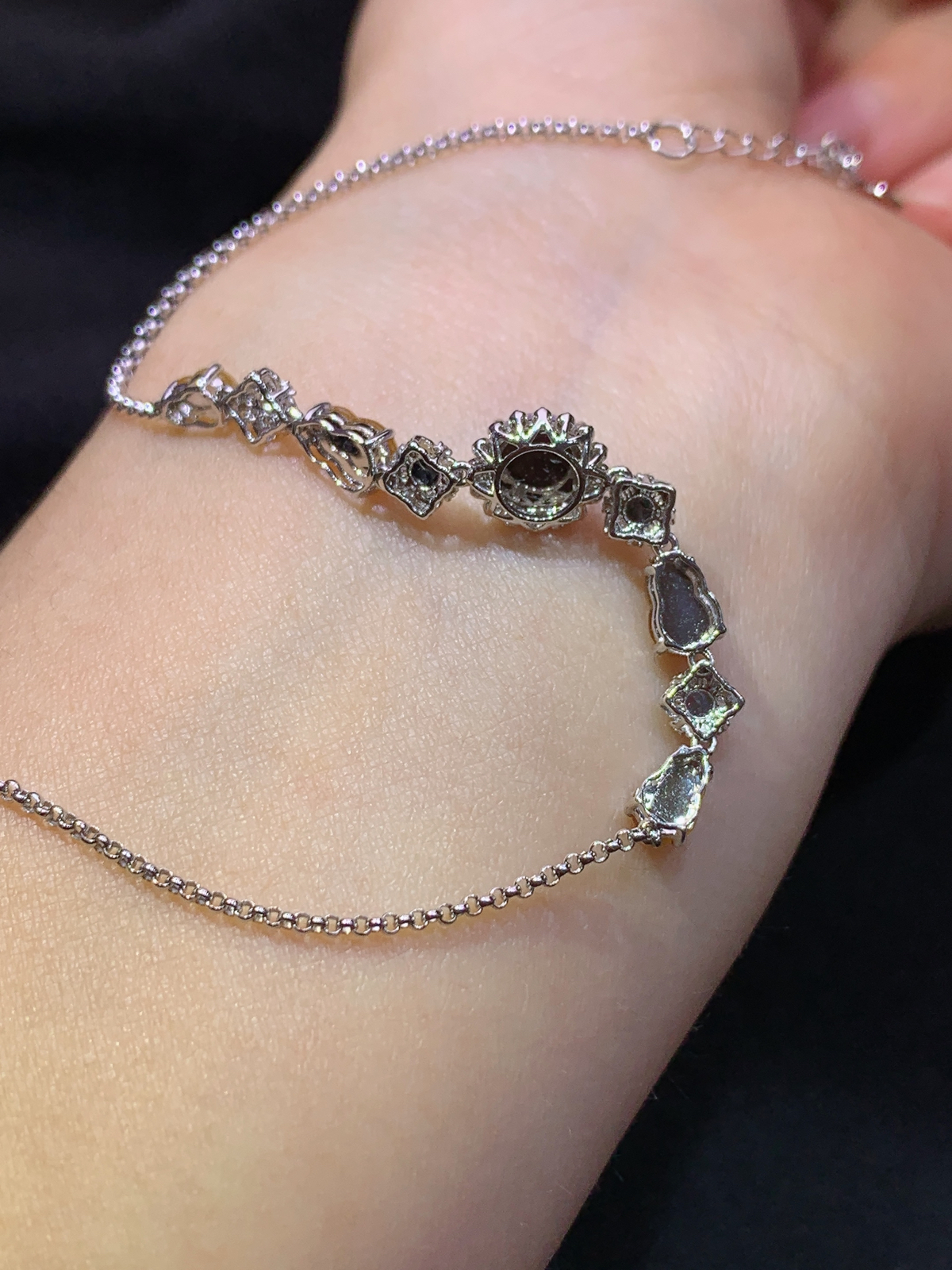 冰黄翡葫芦手链，18k金镶嵌，款式新颖，冰润鲜艳，种水足，Yl 尺寸6.4*5.6*2.7