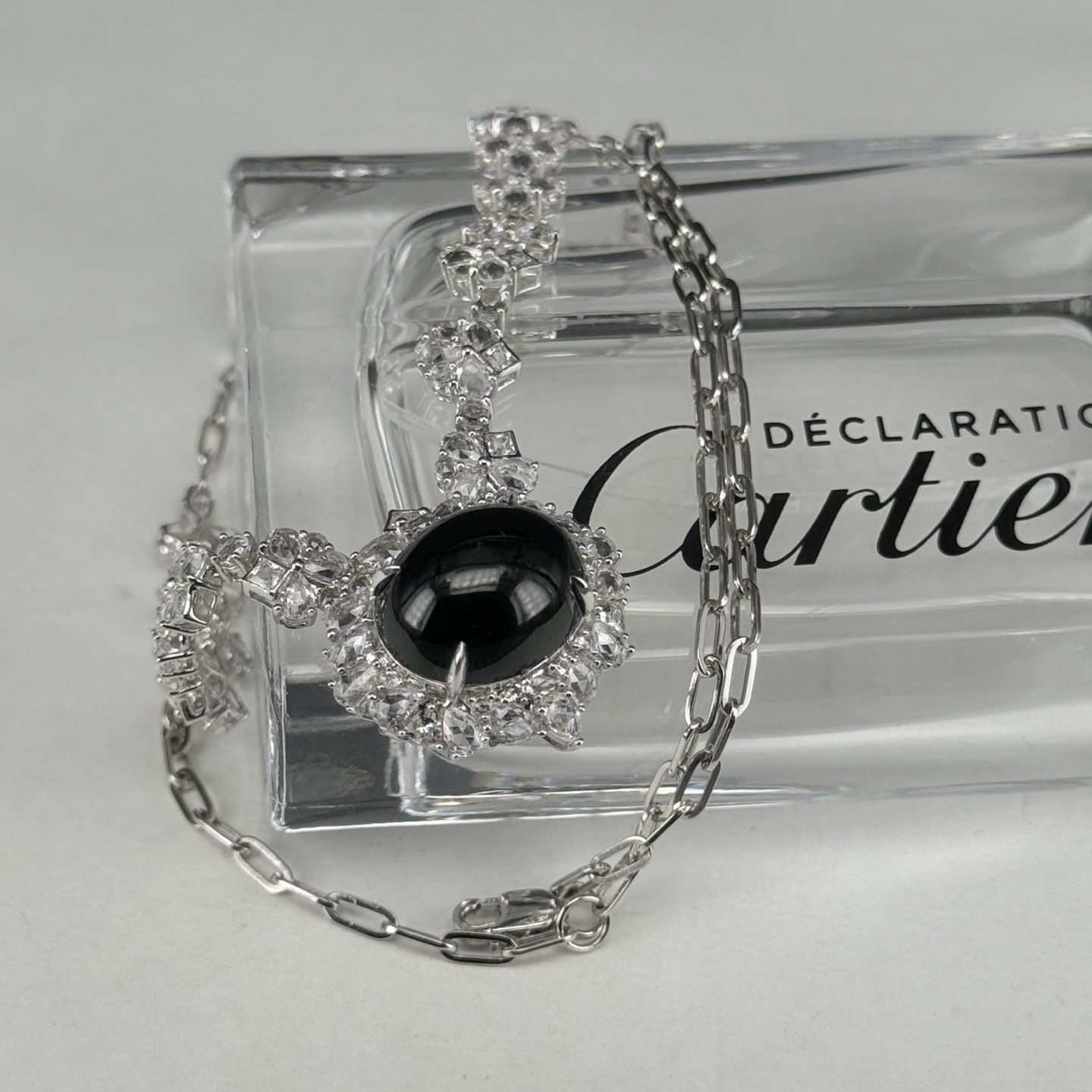 精品18k墨翠蛋面锁骨链 种好色正 重金豪镶 打灯通透 油性十足 尺寸15