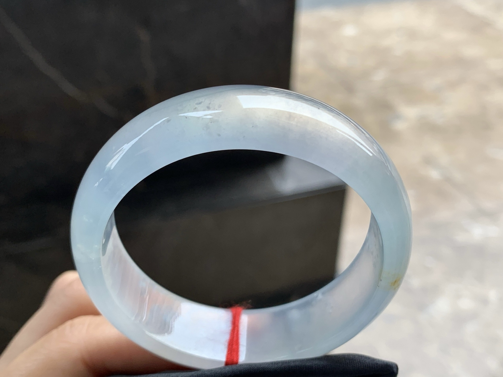 55.5-16.6-7.3

高冰宽版手镯^_^种水透亮