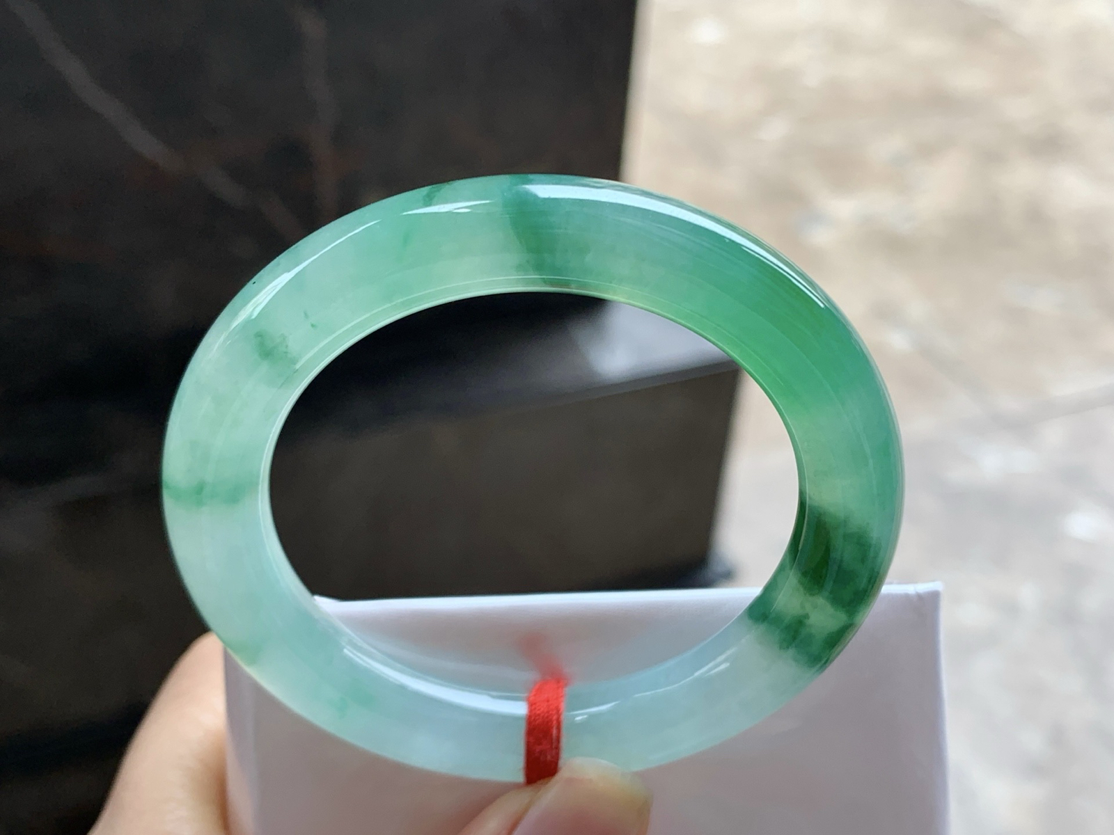 50-9.7

冰绿圆条手镯^_^种水好 鲜艳