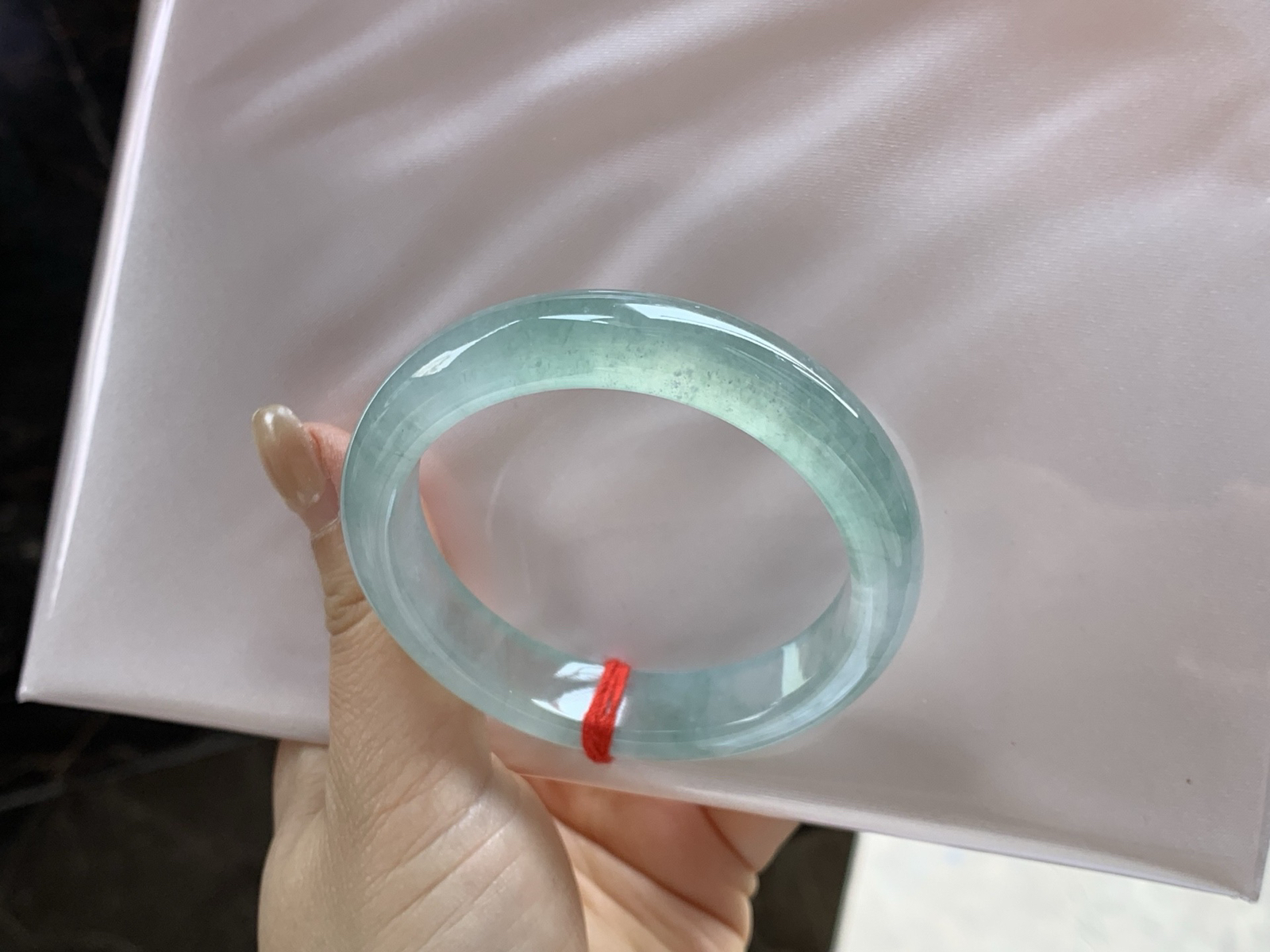 51-11.7-7.8

冰种晴水手镯^_^种水好 精品小圈口