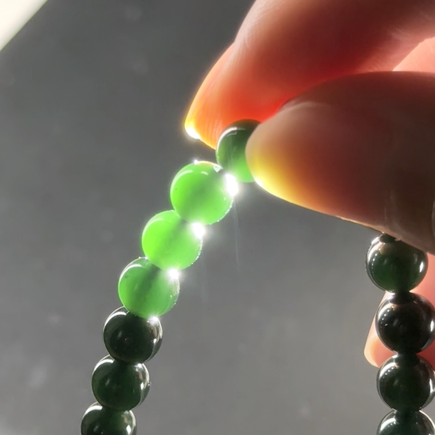 精品墨翠珠子手链 种好色正 黑度极好 打灯通透 油性十足 尺寸6.2