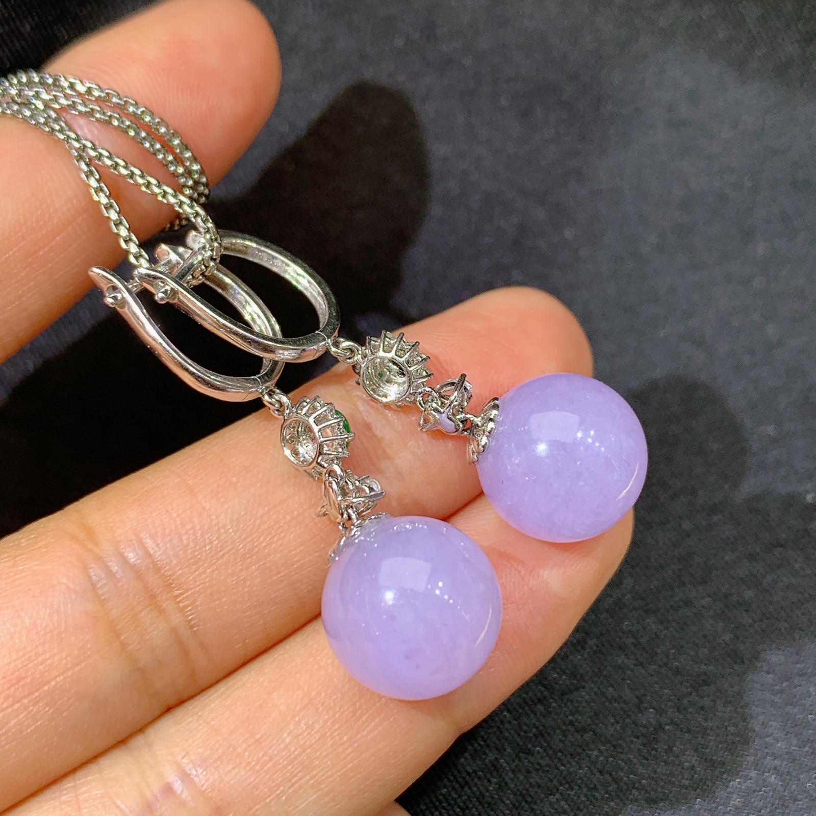 紫罗兰圆珠耳坠，18k金镶嵌，温润细腻，颜色鲜艳，Cj 尺寸12.1