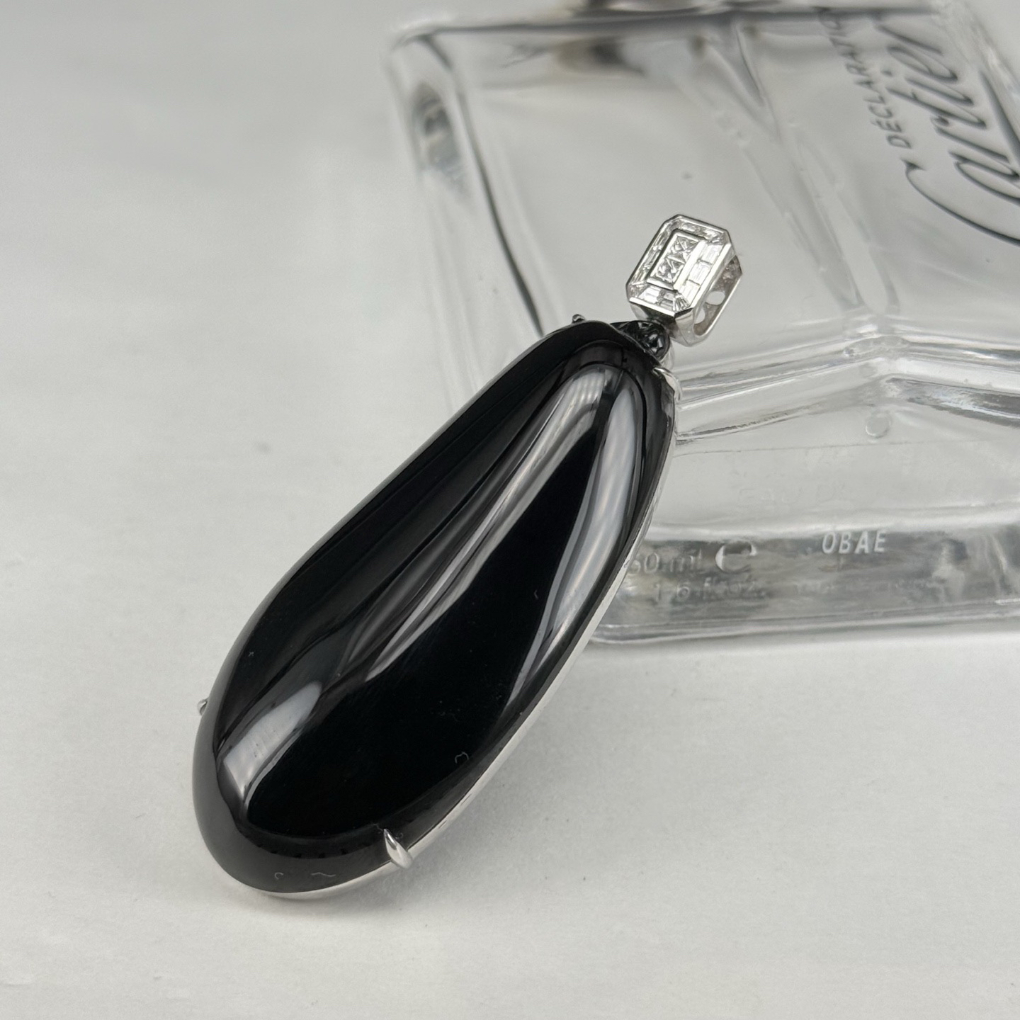 精品18k墨翠大福瓜 种好色正 黑度极好 打灯通透 油性十足  尺寸60