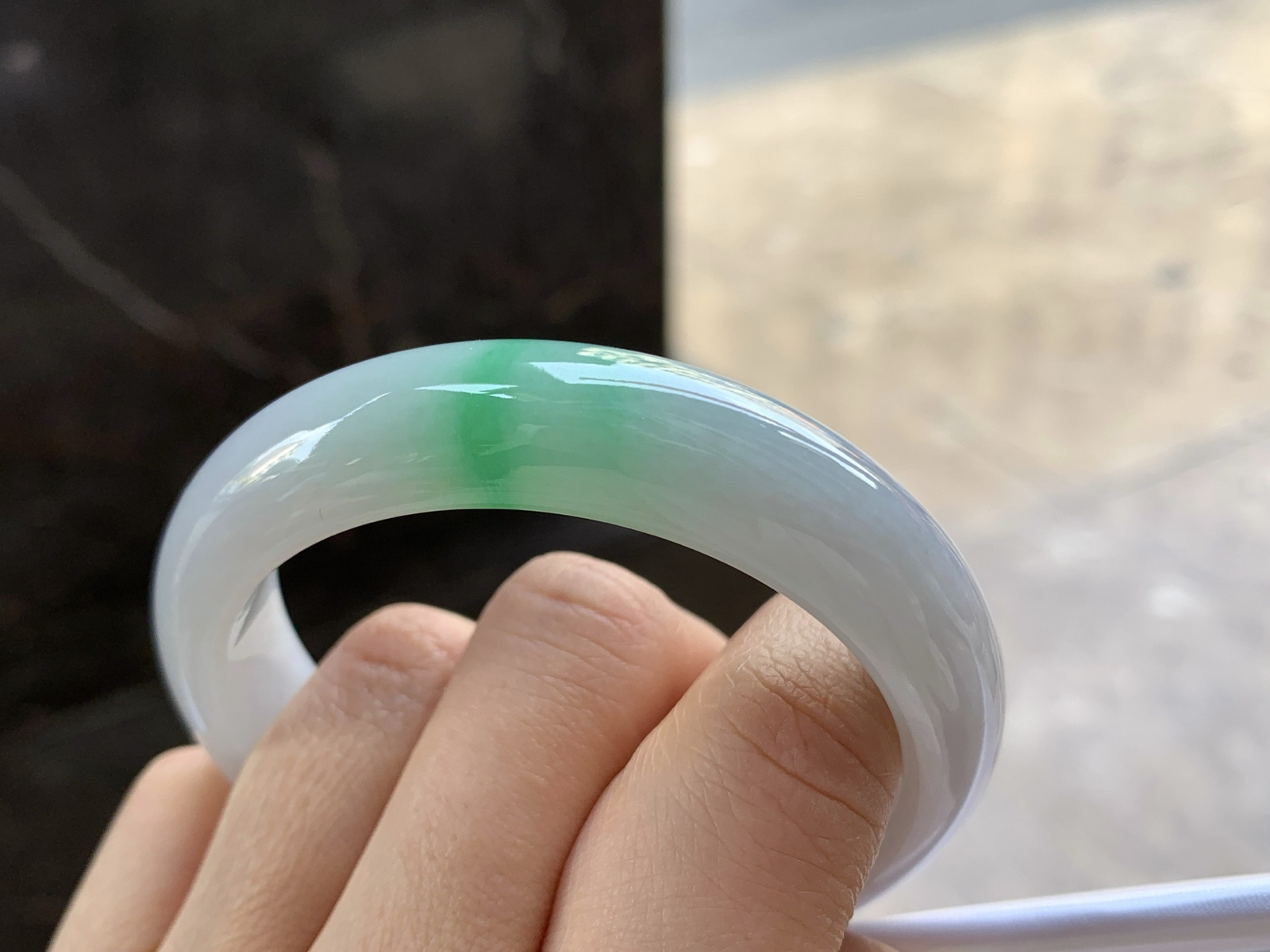 52.5-13.1-8

飘绿手镯^_^清新细腻