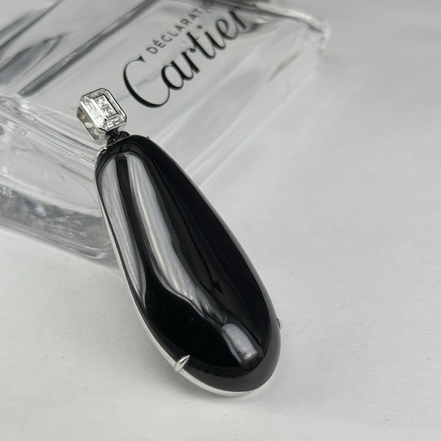 精品18k墨翠大福瓜 种好色正 黑度极好 打灯通透 油性十足  尺寸60