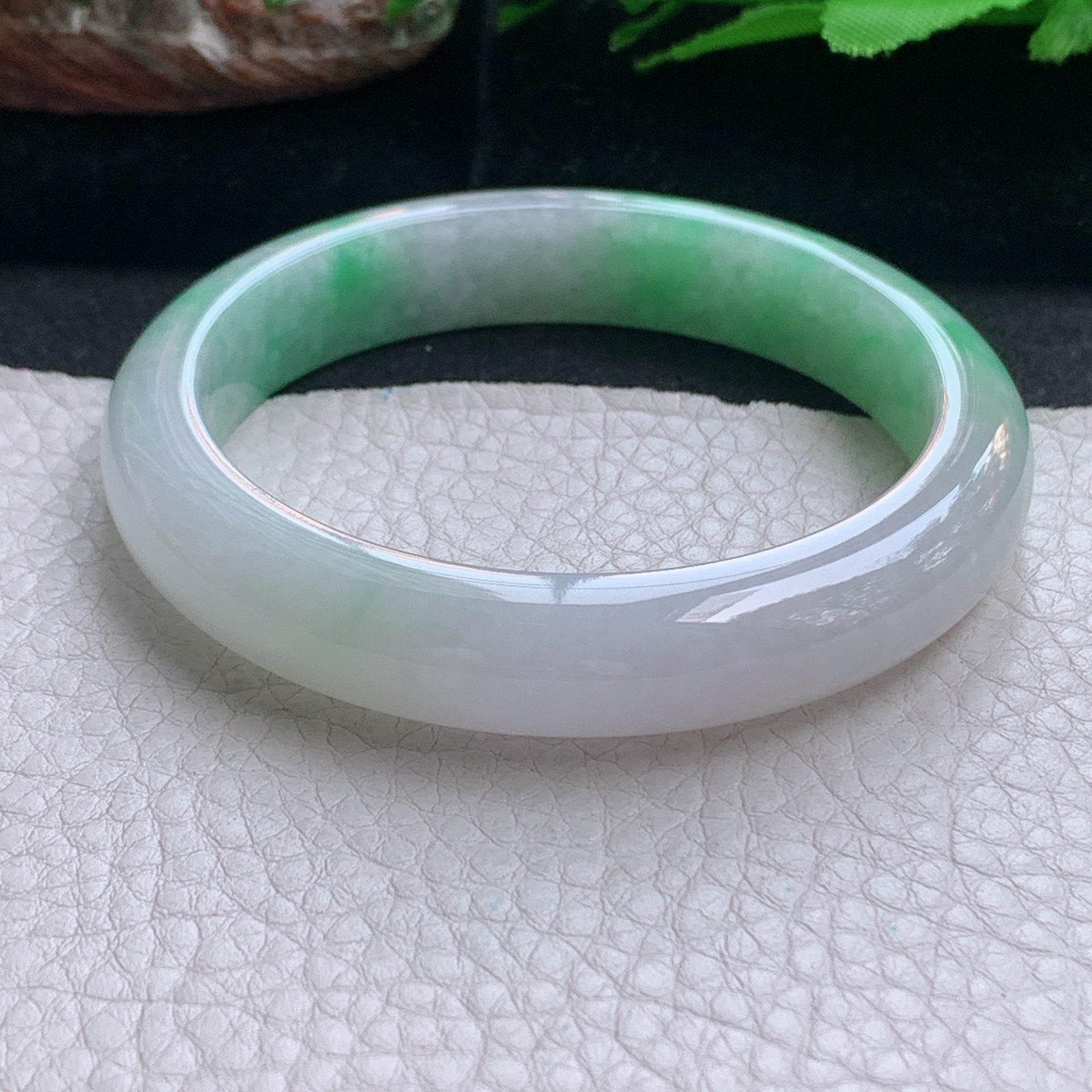 ee清爽款56*11.6*8.2平安镯 天然缅甸翡翠a货手镯飘绿水润正圈玉镯子