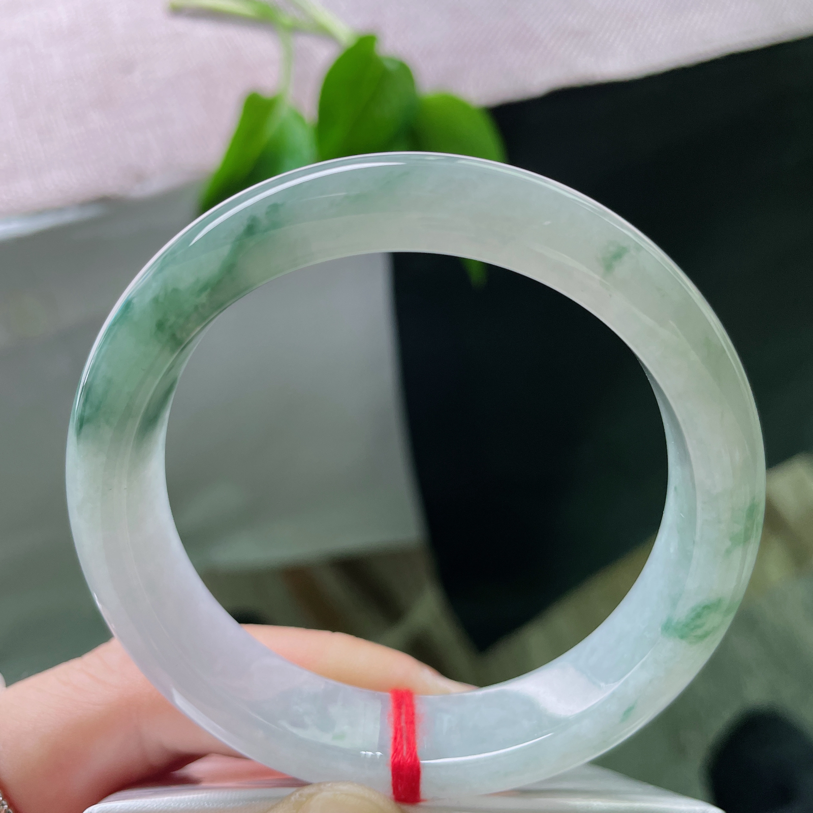 56.4/12.8/8，飘花正圈，水润，花色灵动飘逸，随缘之美..