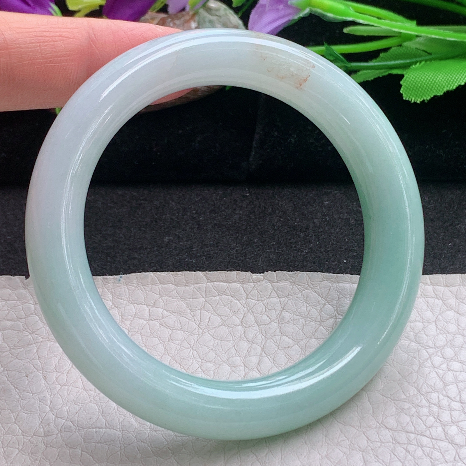 ss实拍55*10.8招财美人镯 天然缅甸翡翠a货手镯果绿圆条正圈玉镯子