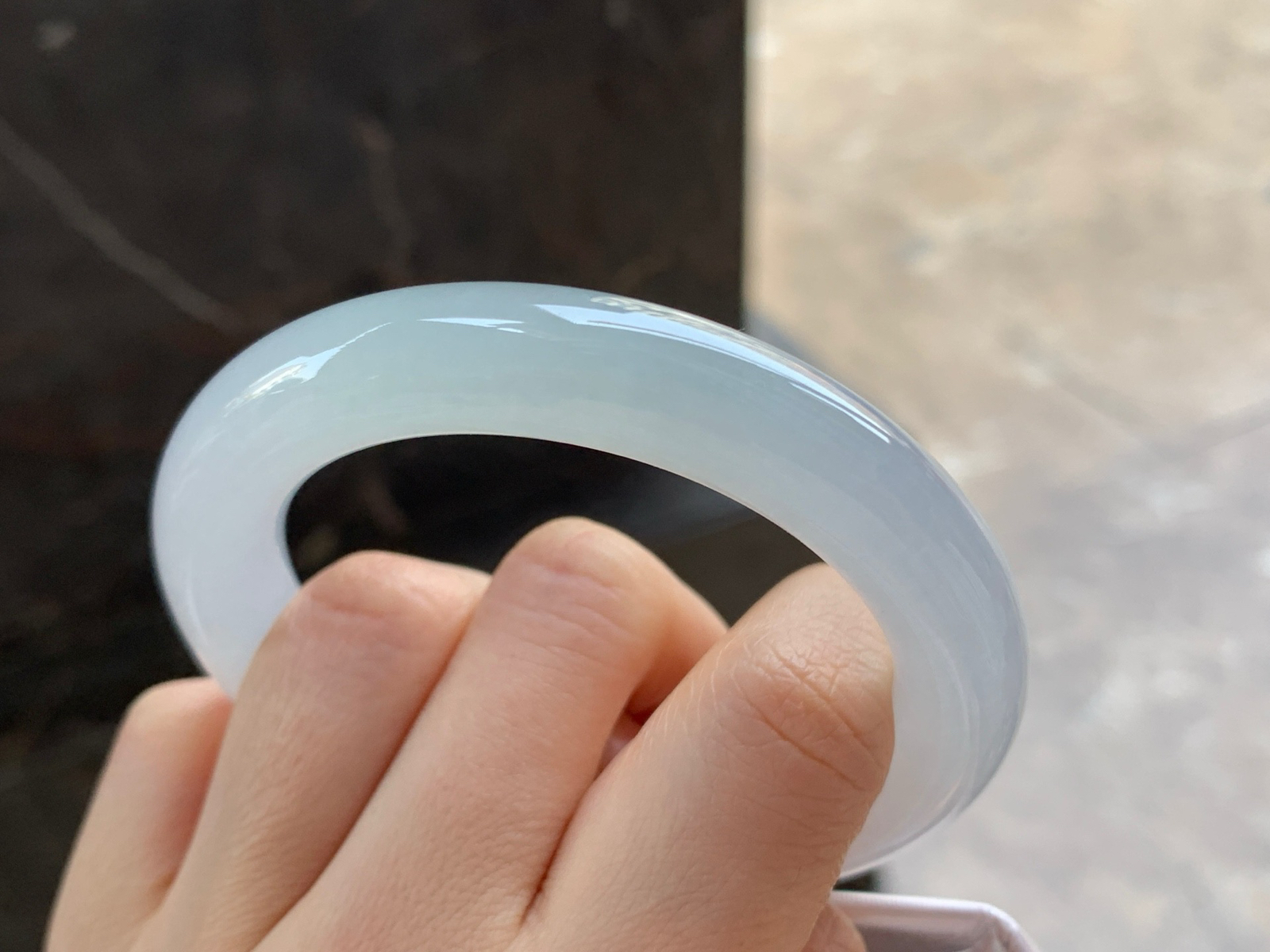 54-12

冰种圆条手镯^_^清新