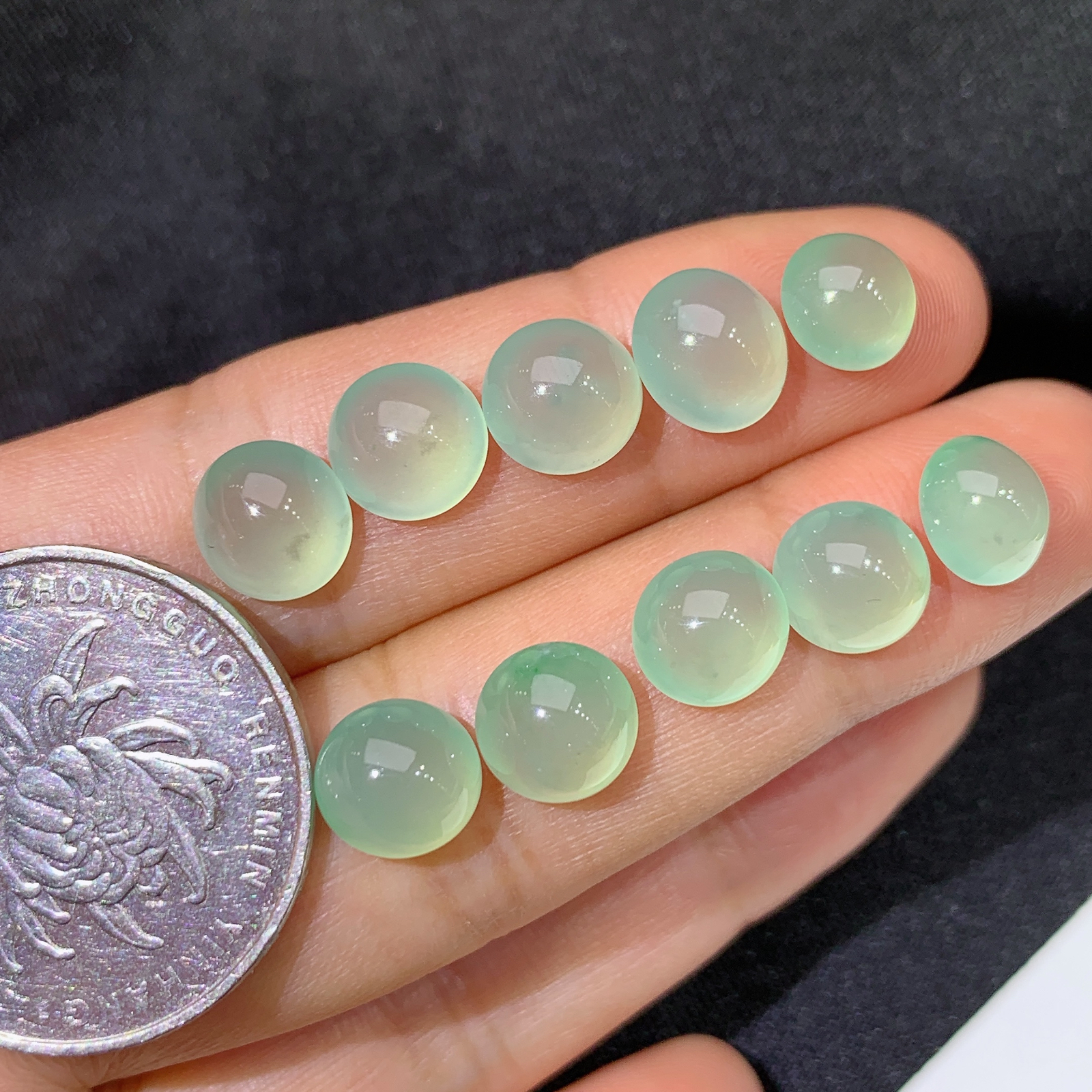 冰晴底蛋面一手，镶嵌佳品，冰润细腻，种水足，Mz 尺寸7.9*7.5*4.6