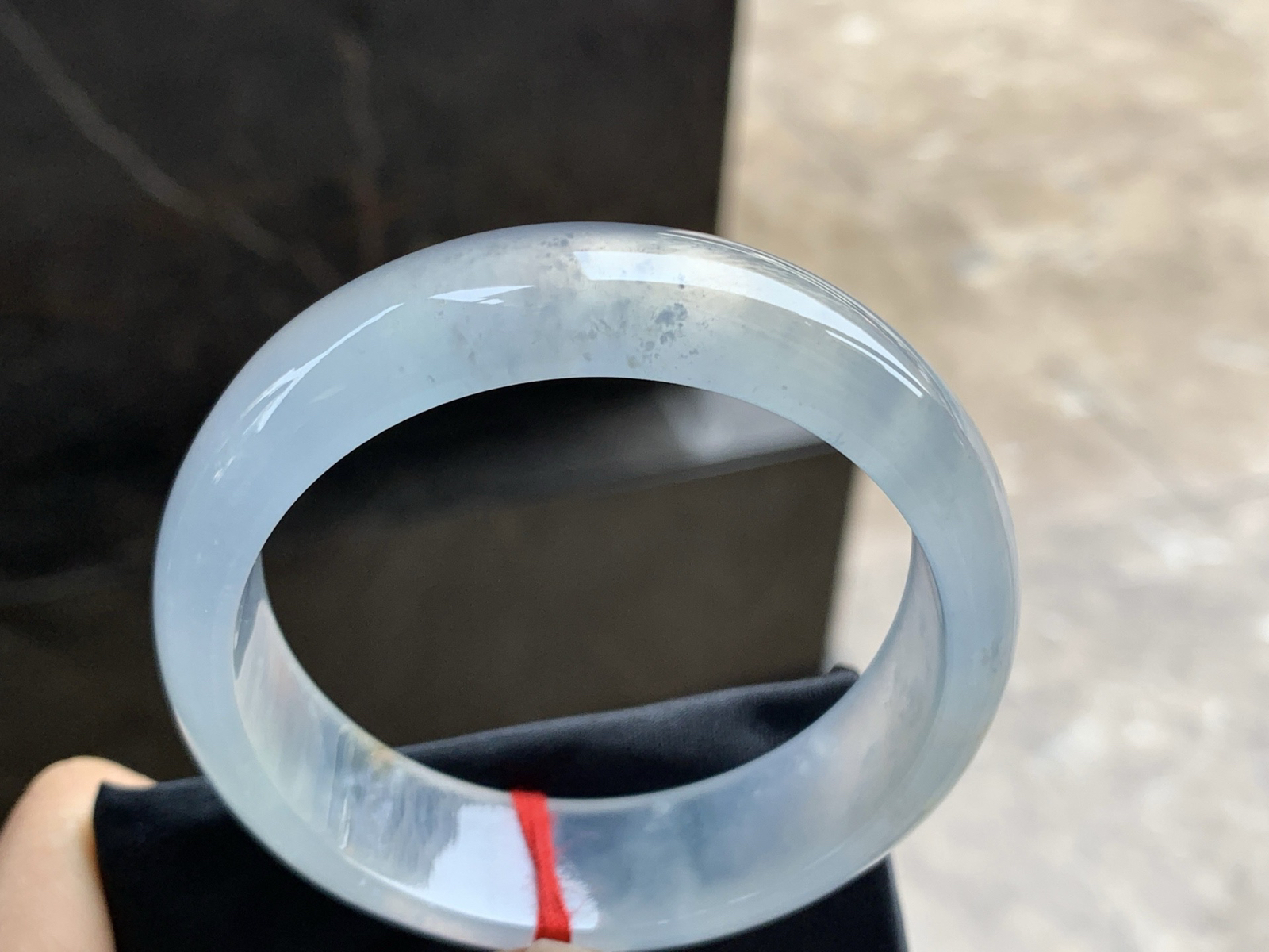 55.5-16.6-7.3

高冰宽版手镯^_^种水透亮