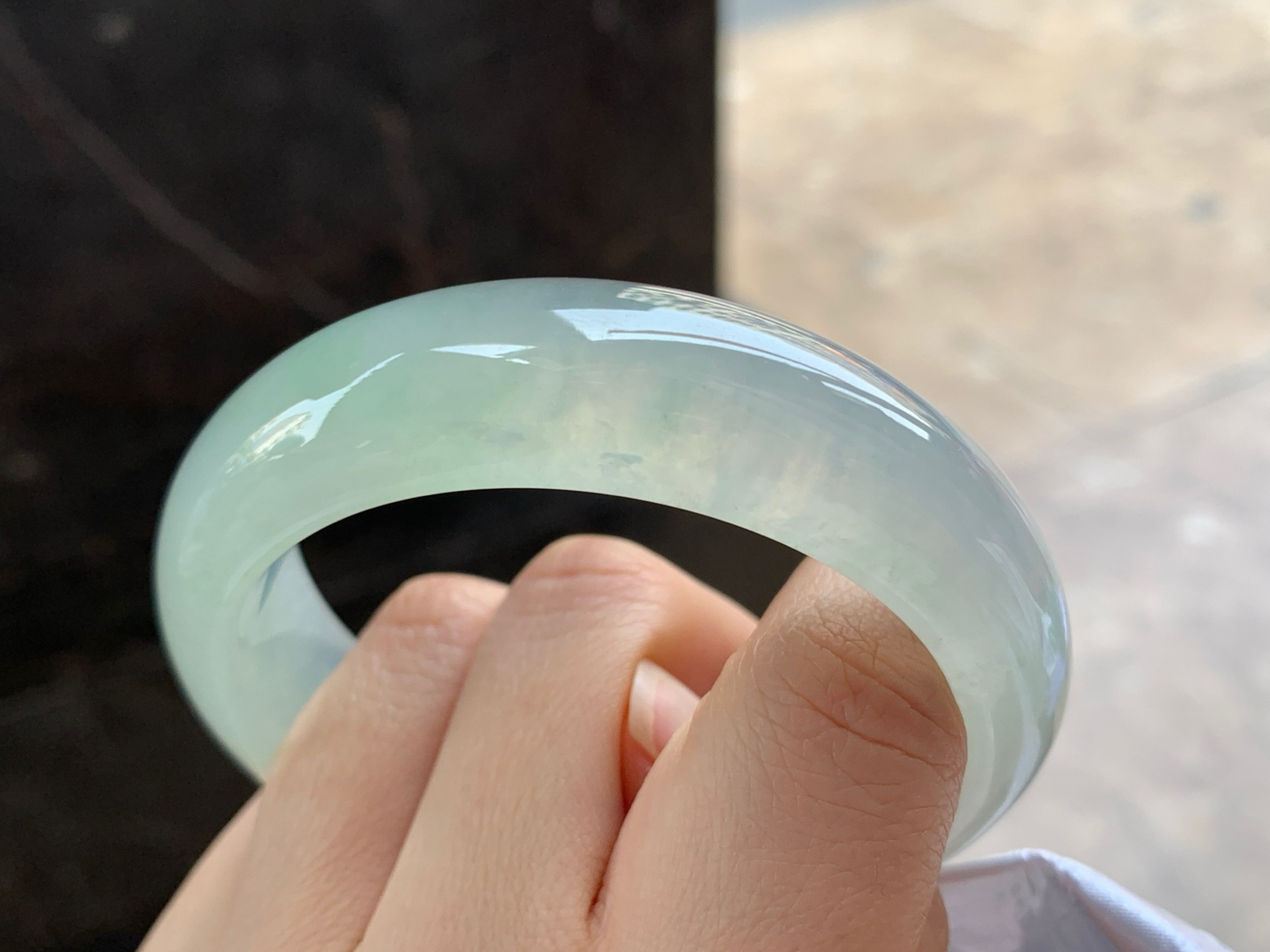 58-17.4-9

冰晴水宽版手镯^_^透亮