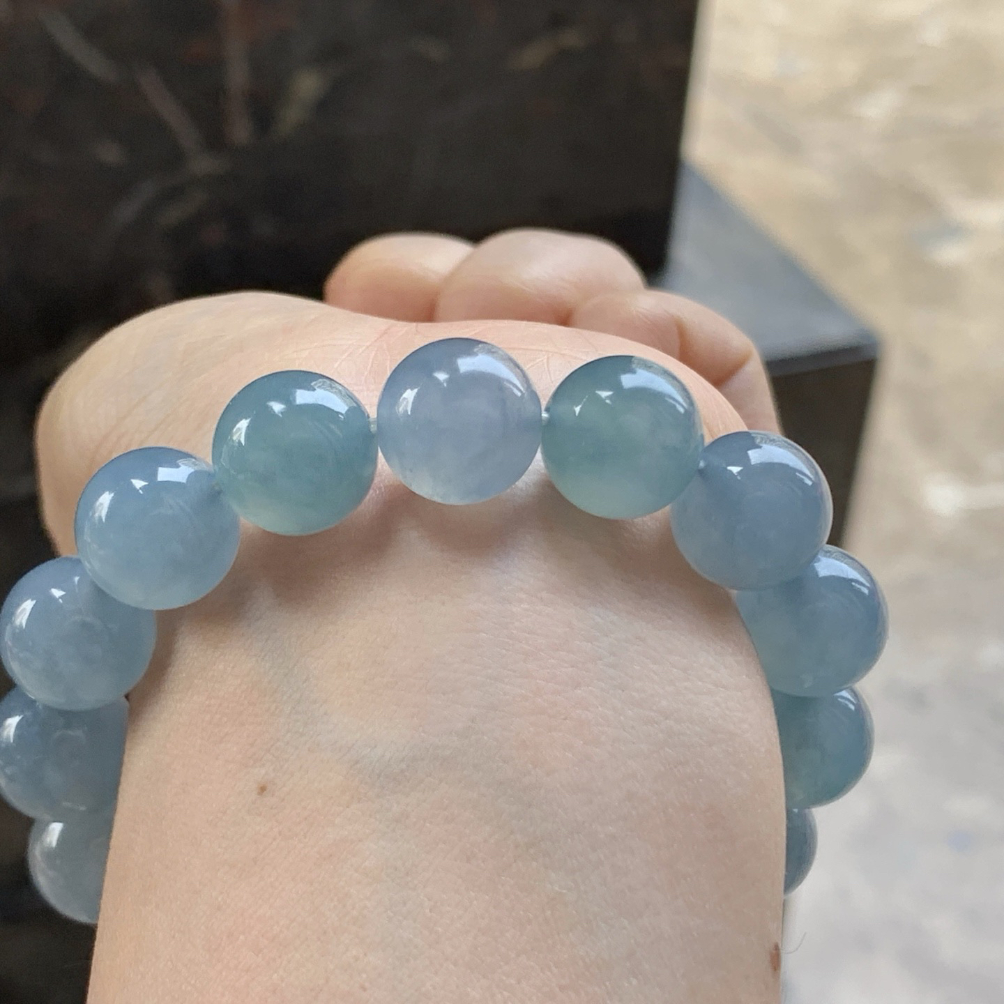 蓝紫手串^_^鲜艳起光 玉质温润