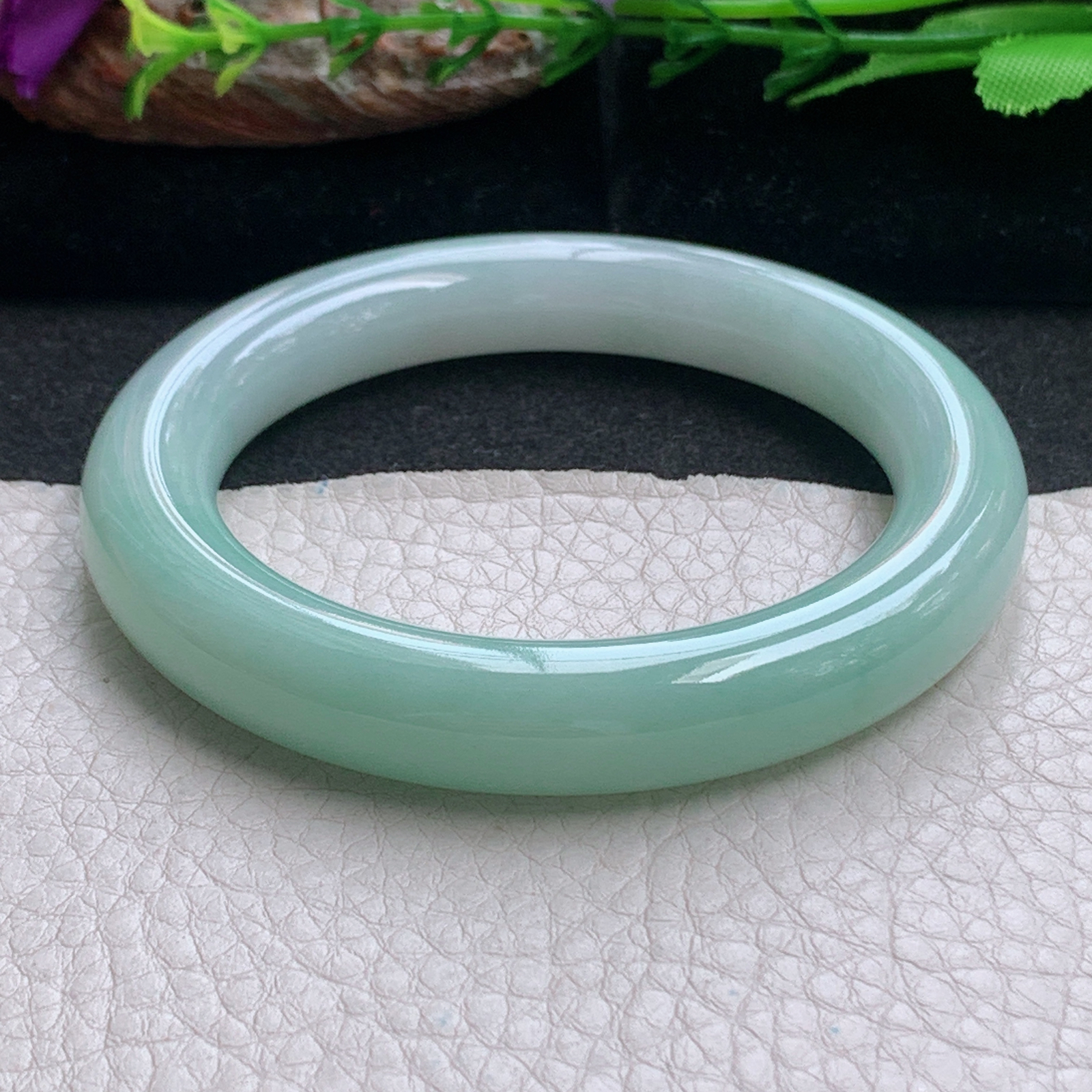 ss实拍55*10.8招财美人镯 天然缅甸翡翠a货手镯果绿圆条正圈玉镯子