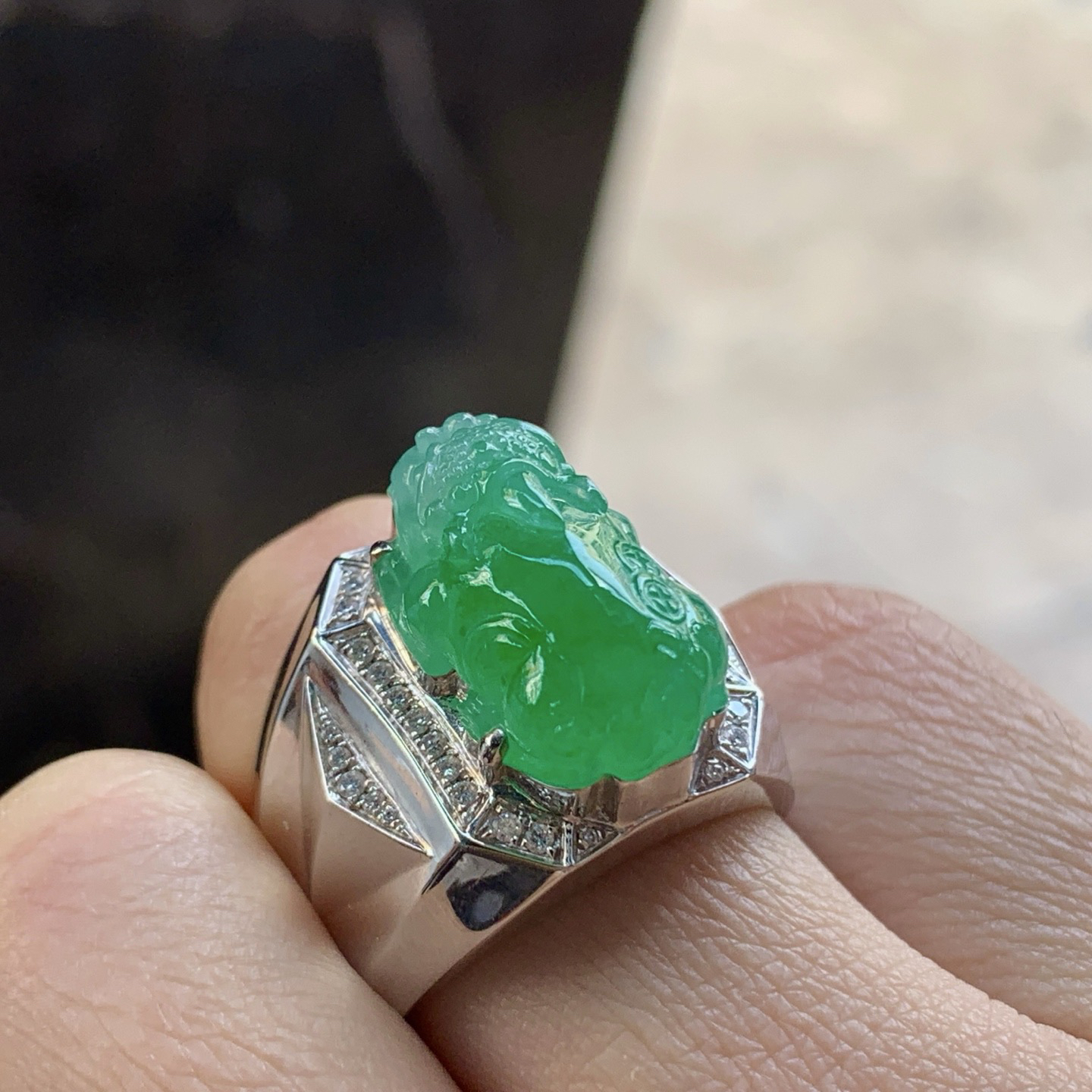 冰绿貔貅戒指^_^饱满 色阳