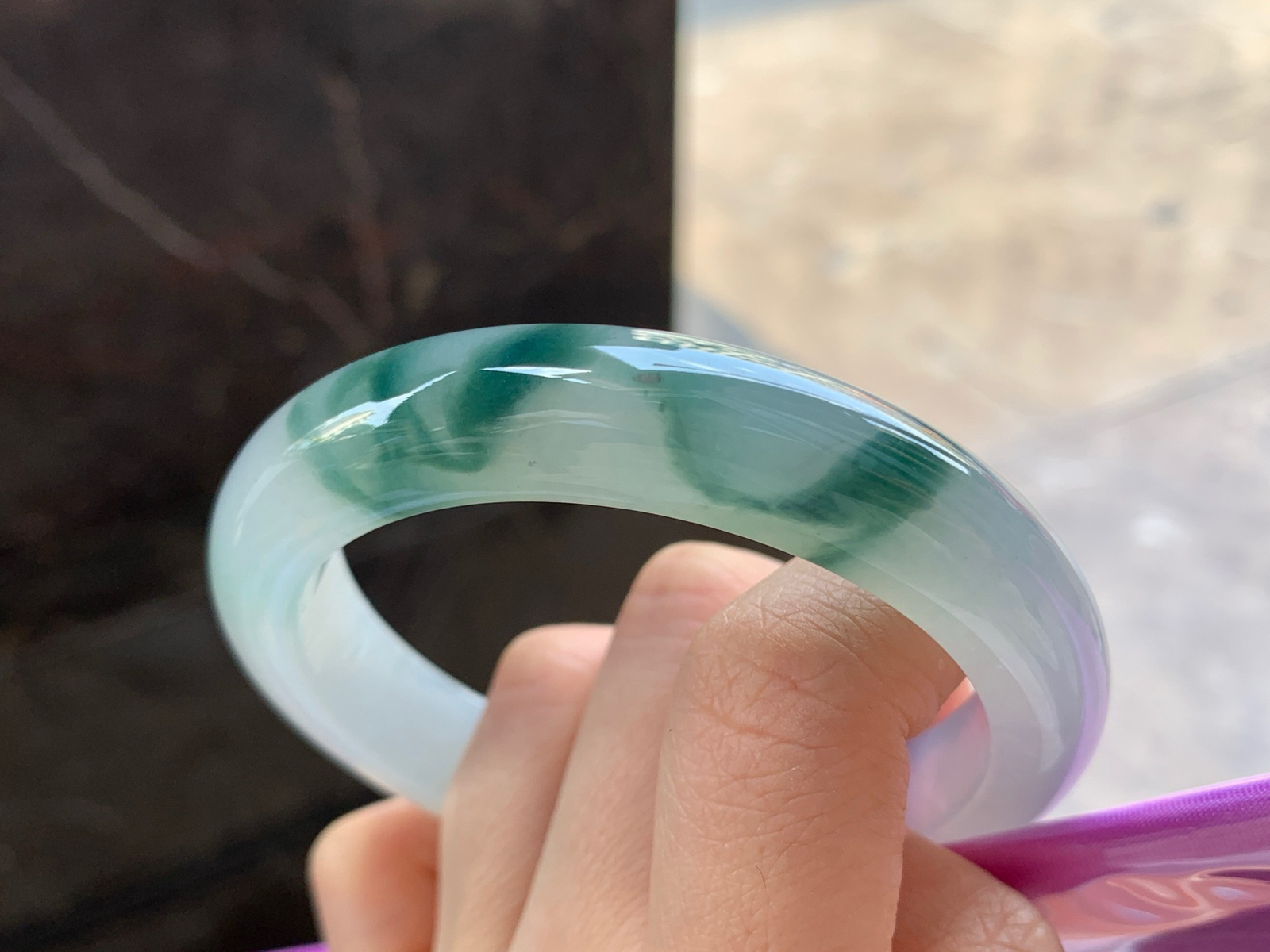 58.5-12.4-9.5

蓝花手镯^_^飘花灵韵