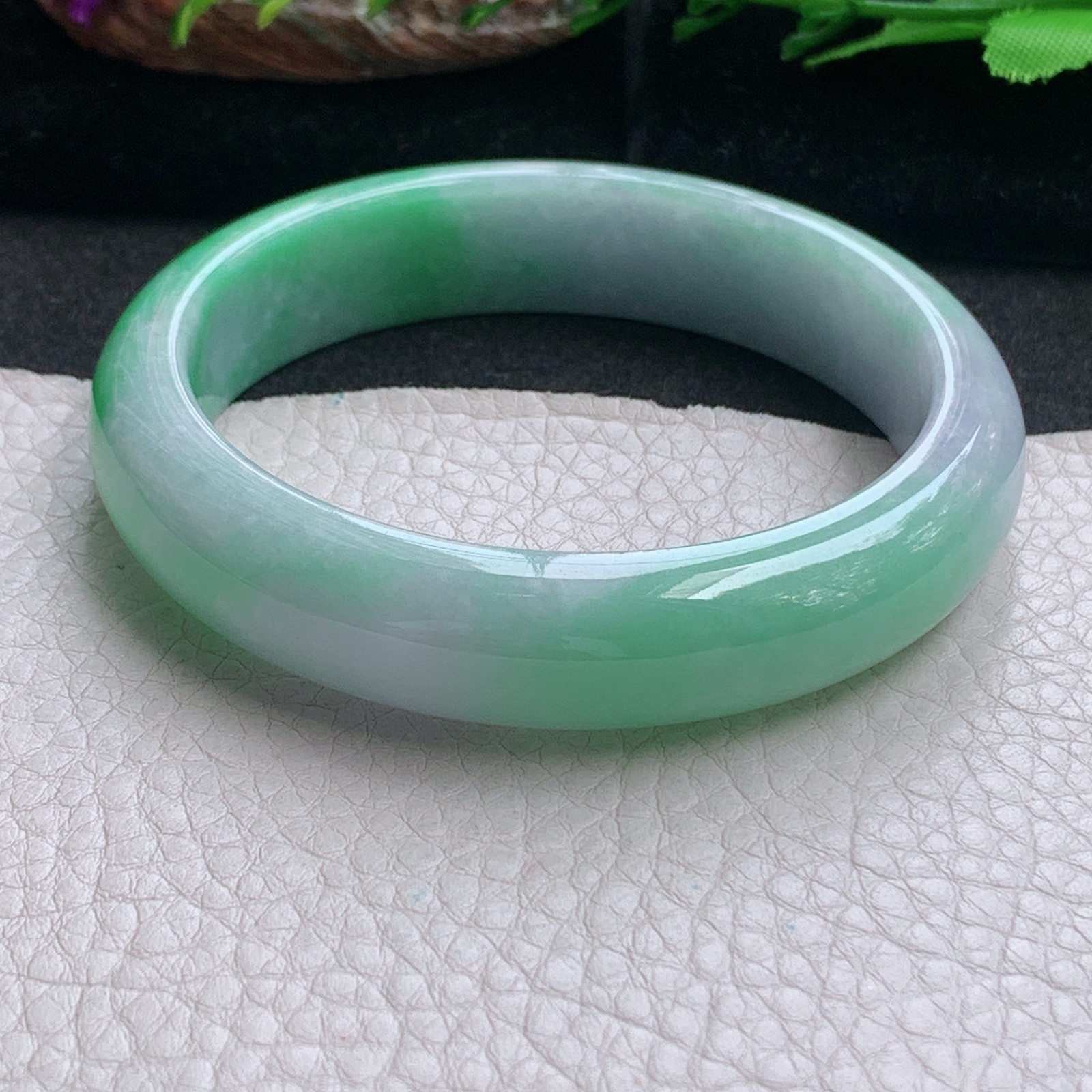 ss实拍55*13.5*9平安镯 天然缅甸翡翠a货手镯辣绿水润正圈玉镯子