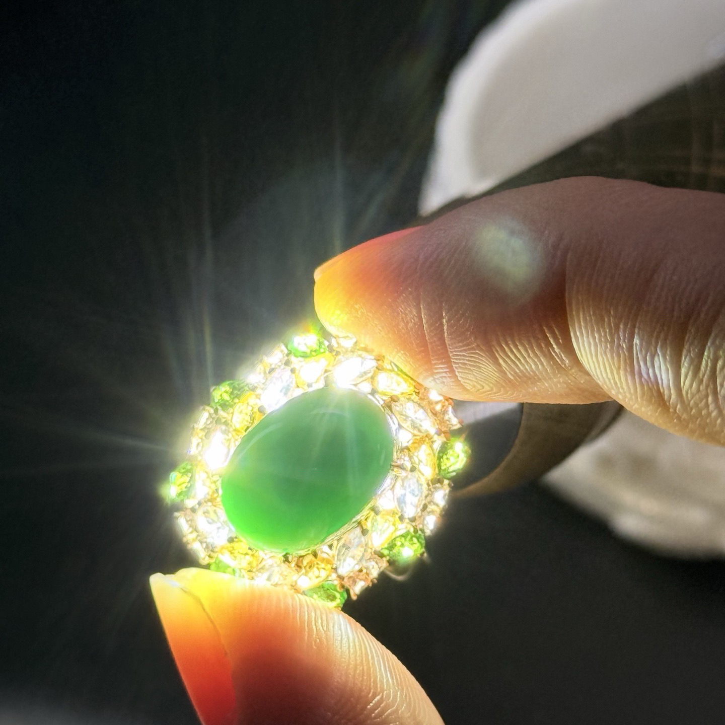 精品18k墨翠豪华大女戒 种好色正 黑度极好 打灯通透 油性十足 尺寸12.9