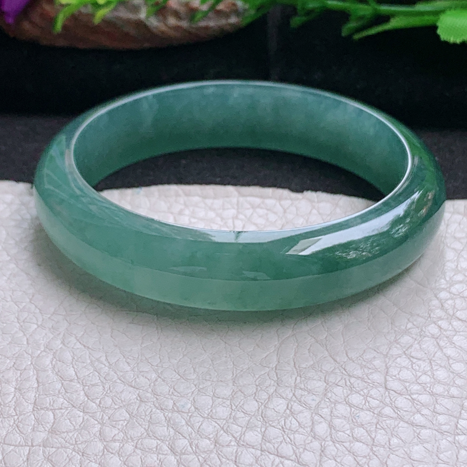 js实拍58*13.6*7.8平安镯 天然缅甸翡翠a货手镯冰油绿正圈玉镯子