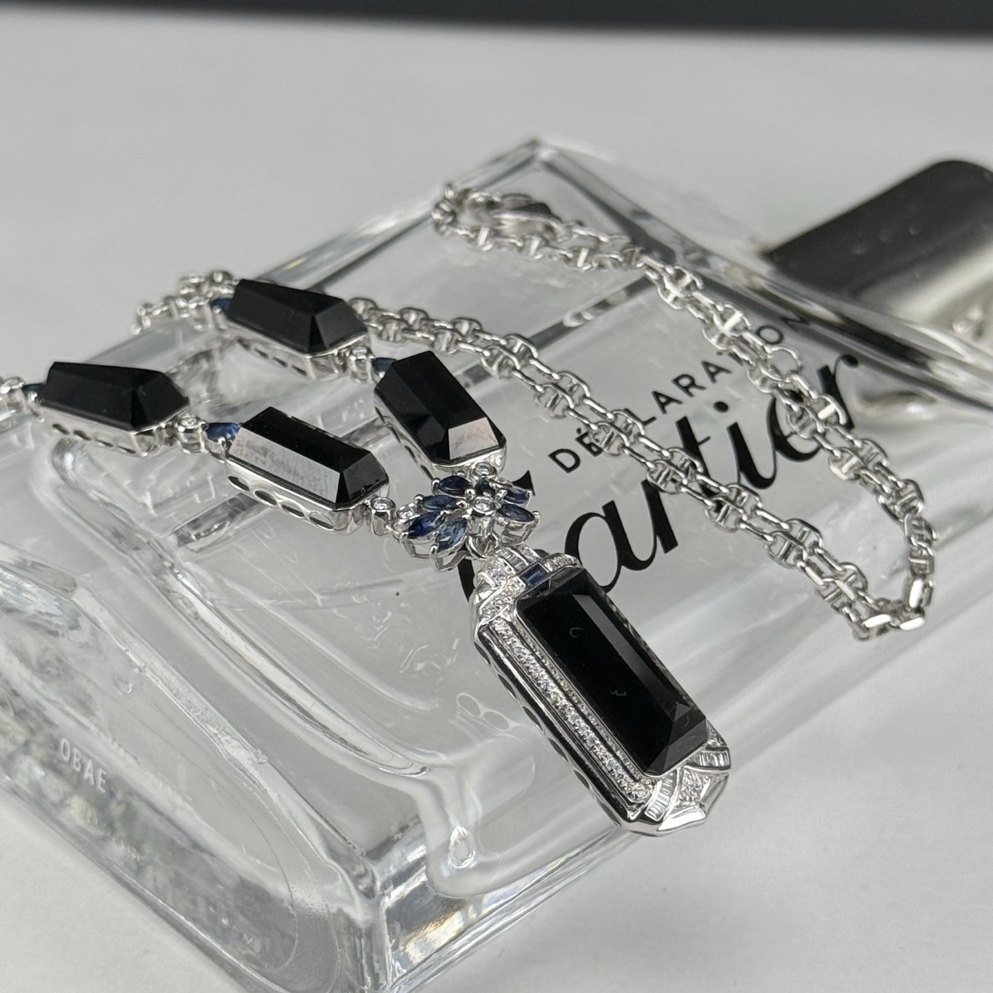 精品18k墨翠项链 种好色正 黑度极好 打灯通透 油性十足  尺寸22.9