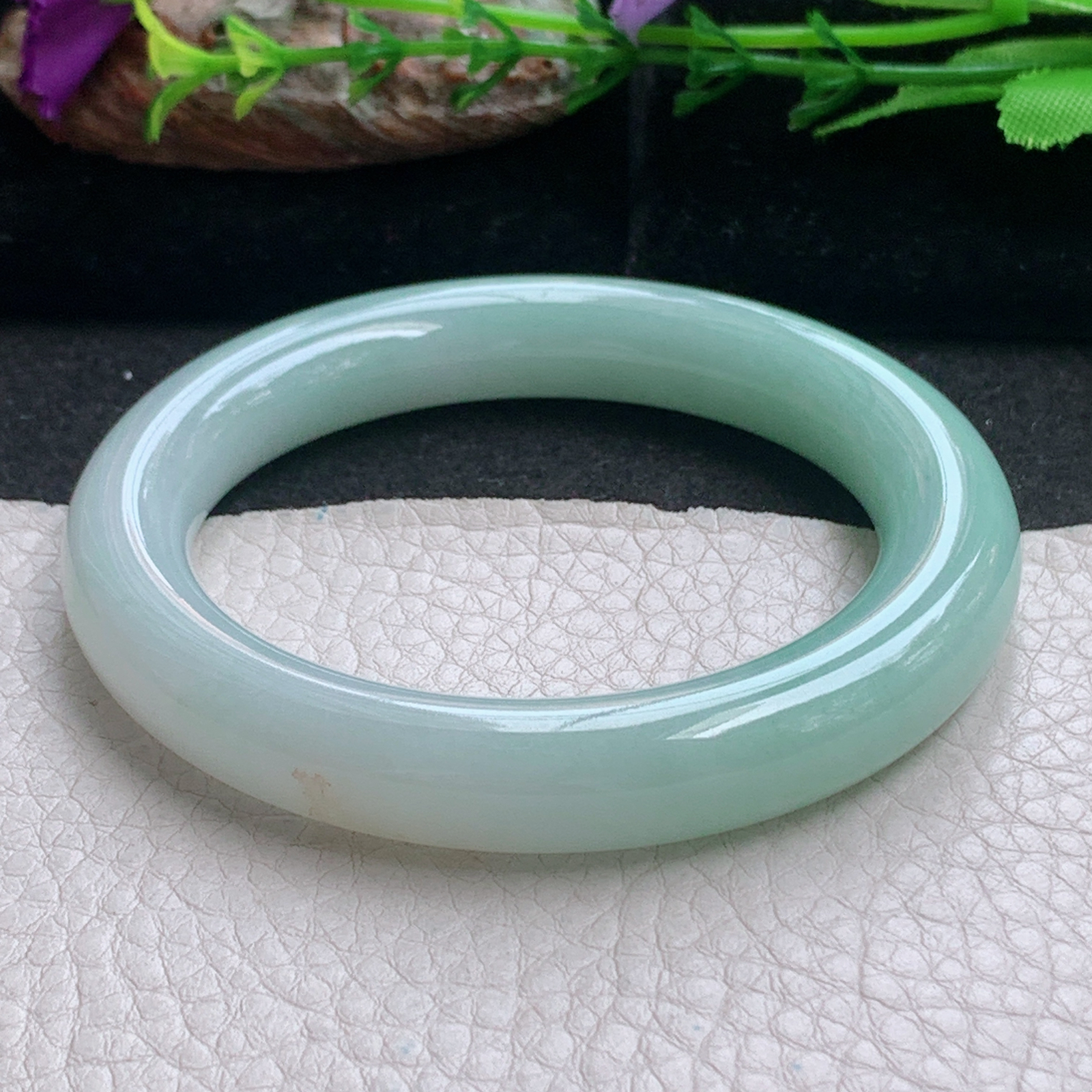 ss实拍55*10.8招财美人镯 天然缅甸翡翠a货手镯果绿圆条正圈玉镯子