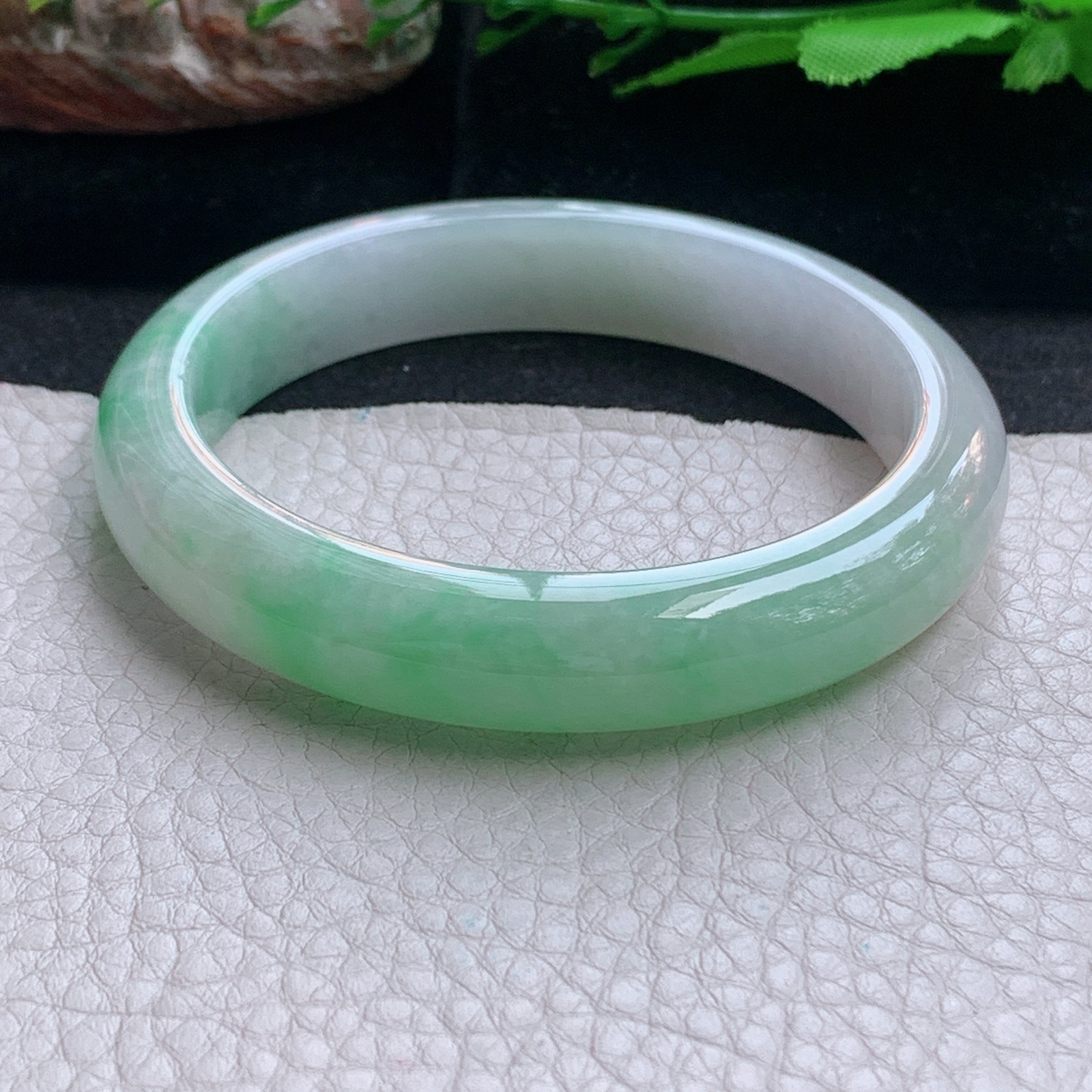 ee清爽款56*11.6*8.2平安镯 天然缅甸翡翠a货手镯飘绿水润正圈玉镯子