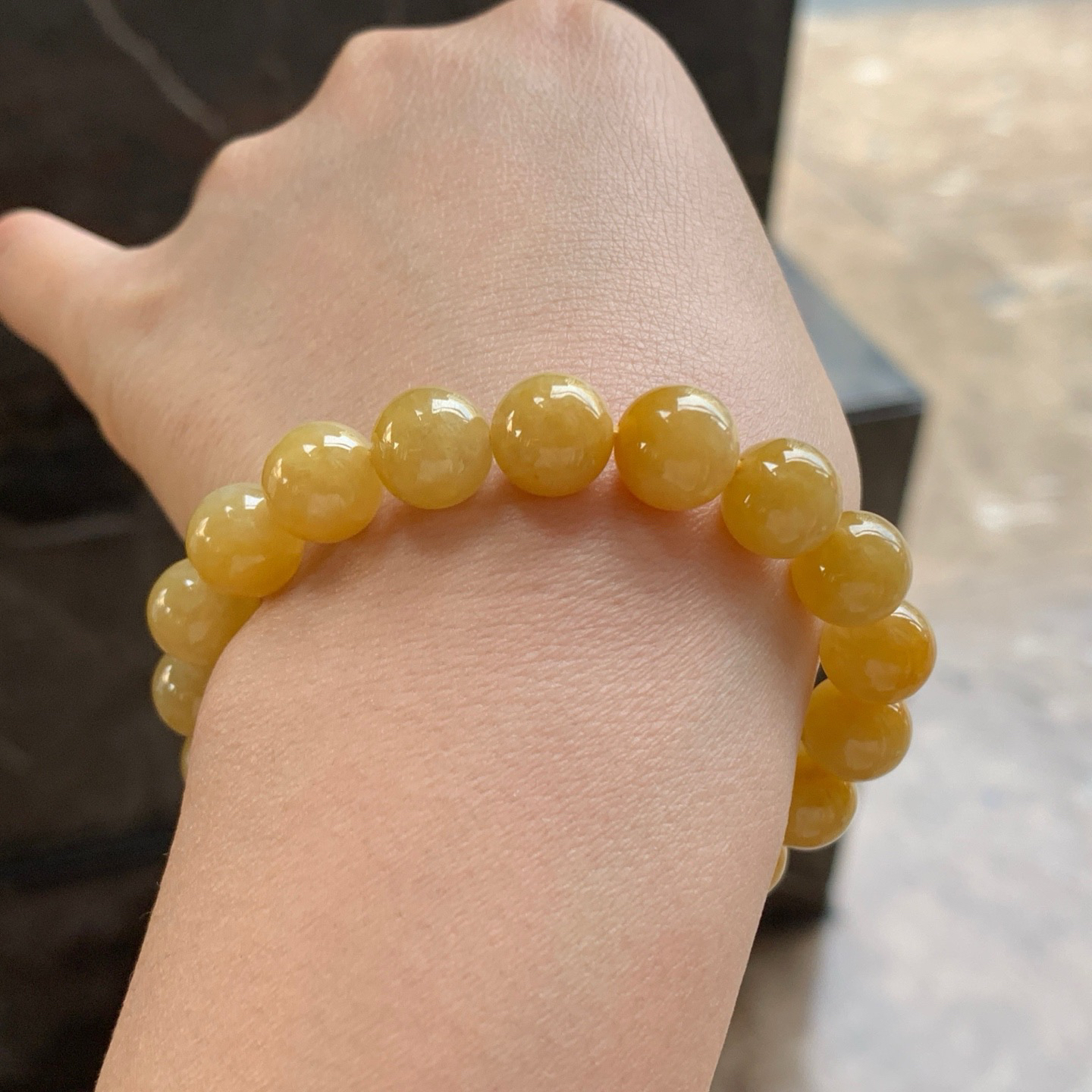 黄翡手串^_^鲜艳