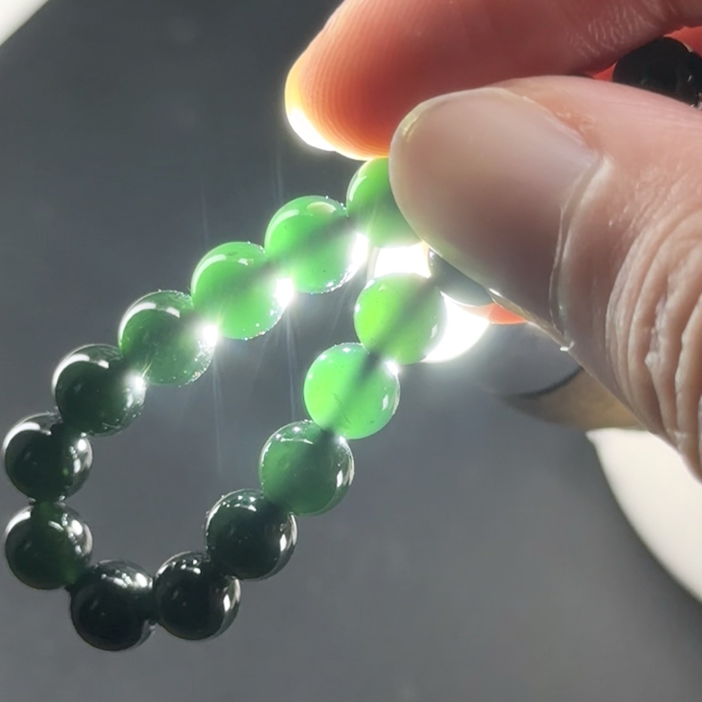 精品墨翠珠子手链 种好色正 黑度极好 打灯通透 油性十足 尺寸6.2